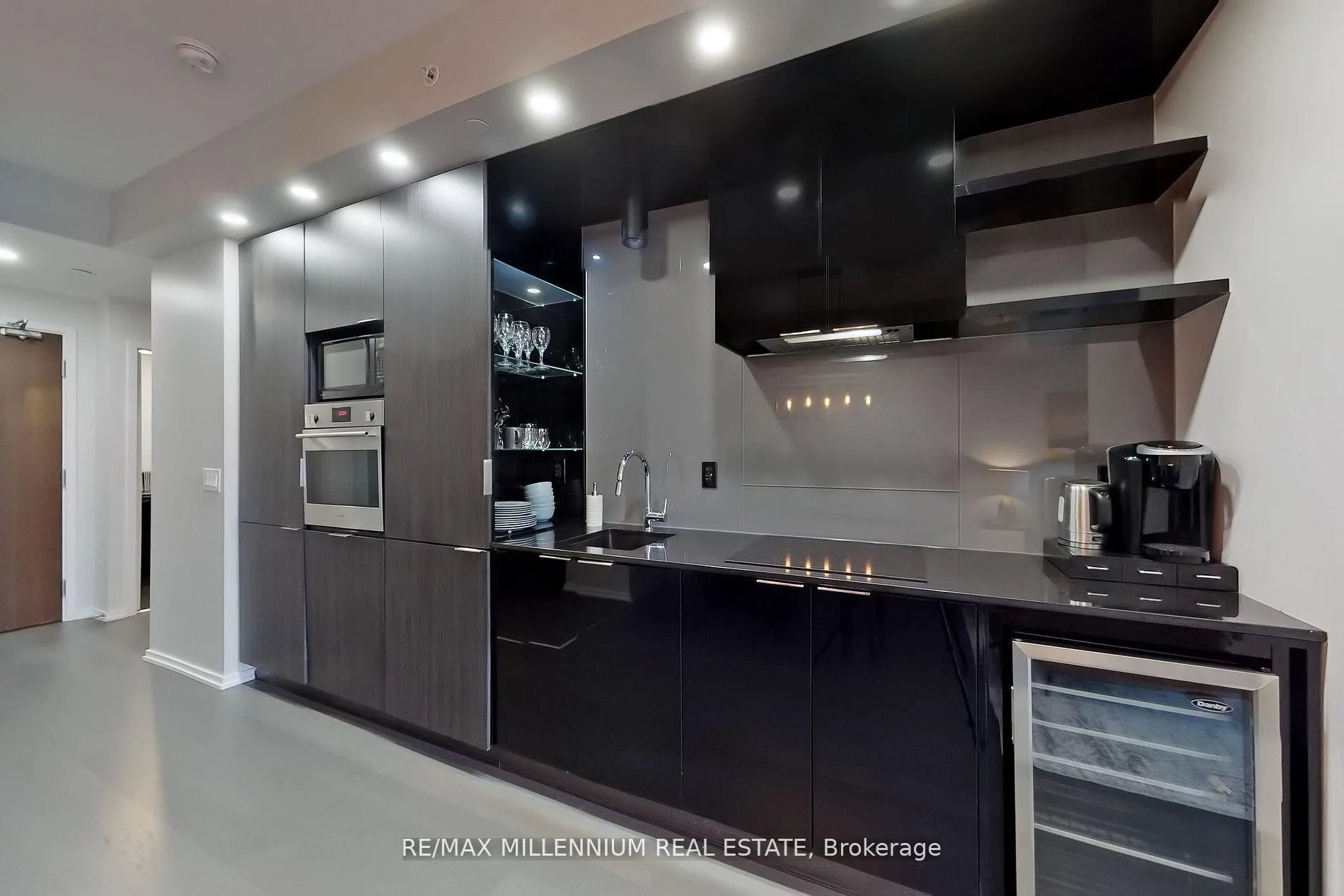 Photo 17 of Unit 5101, 70 Temperance Street, Toronto, Waterfront Communities — HOMEH