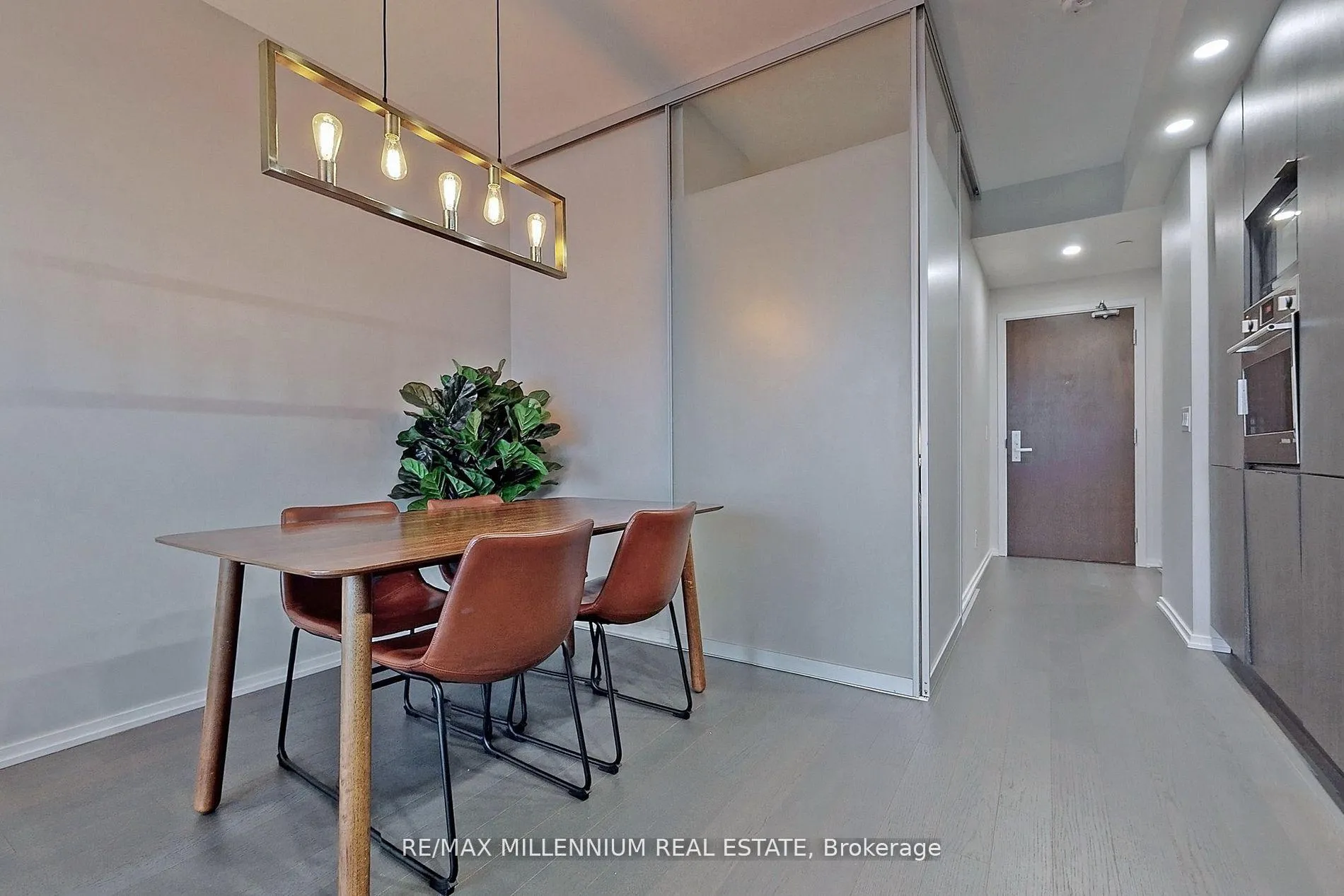 Photo 19 of Unit 5101, 70 Temperance Street, Toronto, Waterfront Communities — HOMEH