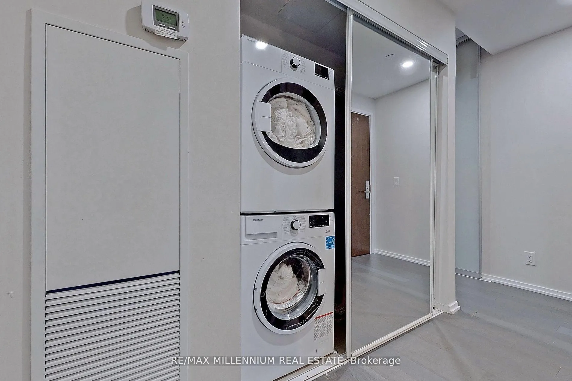 Photo 38 of Unit 5101, 70 Temperance Street, Toronto, Waterfront Communities — HOMEH