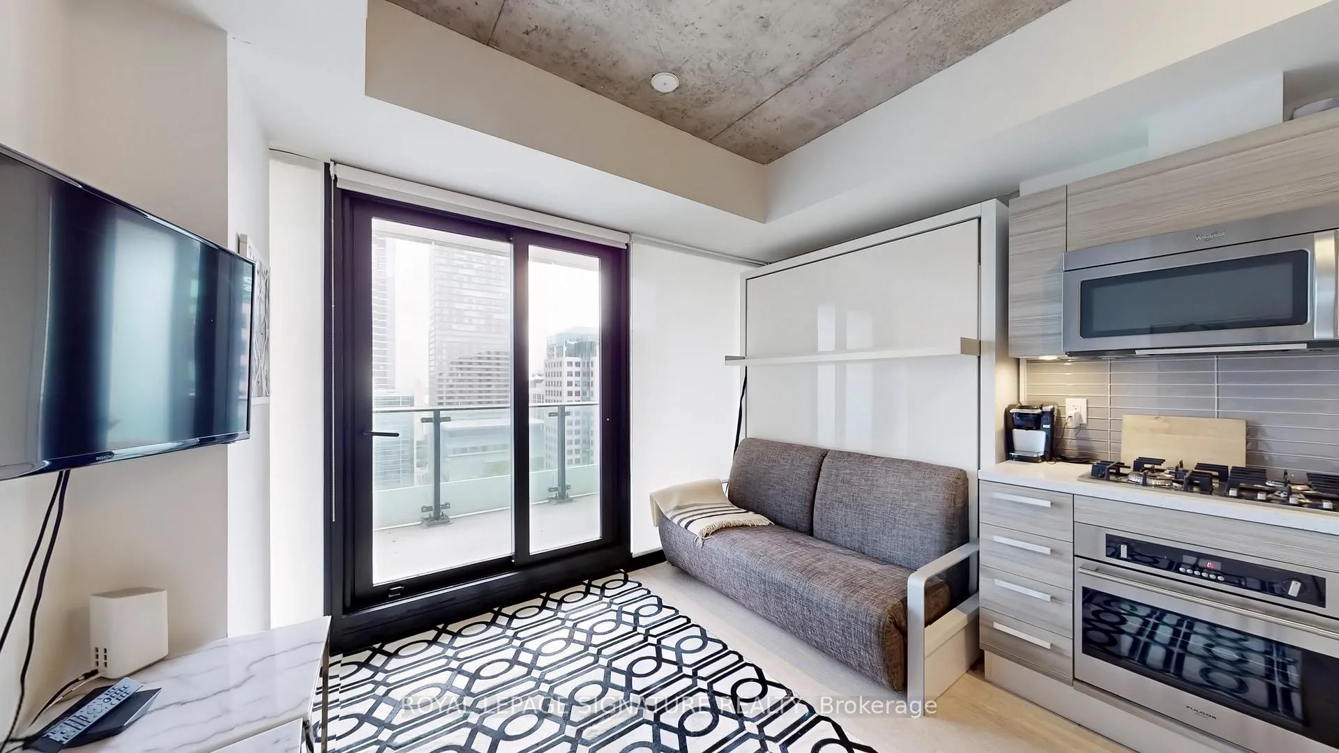 Photo 2 of Unit 1406, 224 King Street W, Toronto, Waterfront Communities — HOMEH