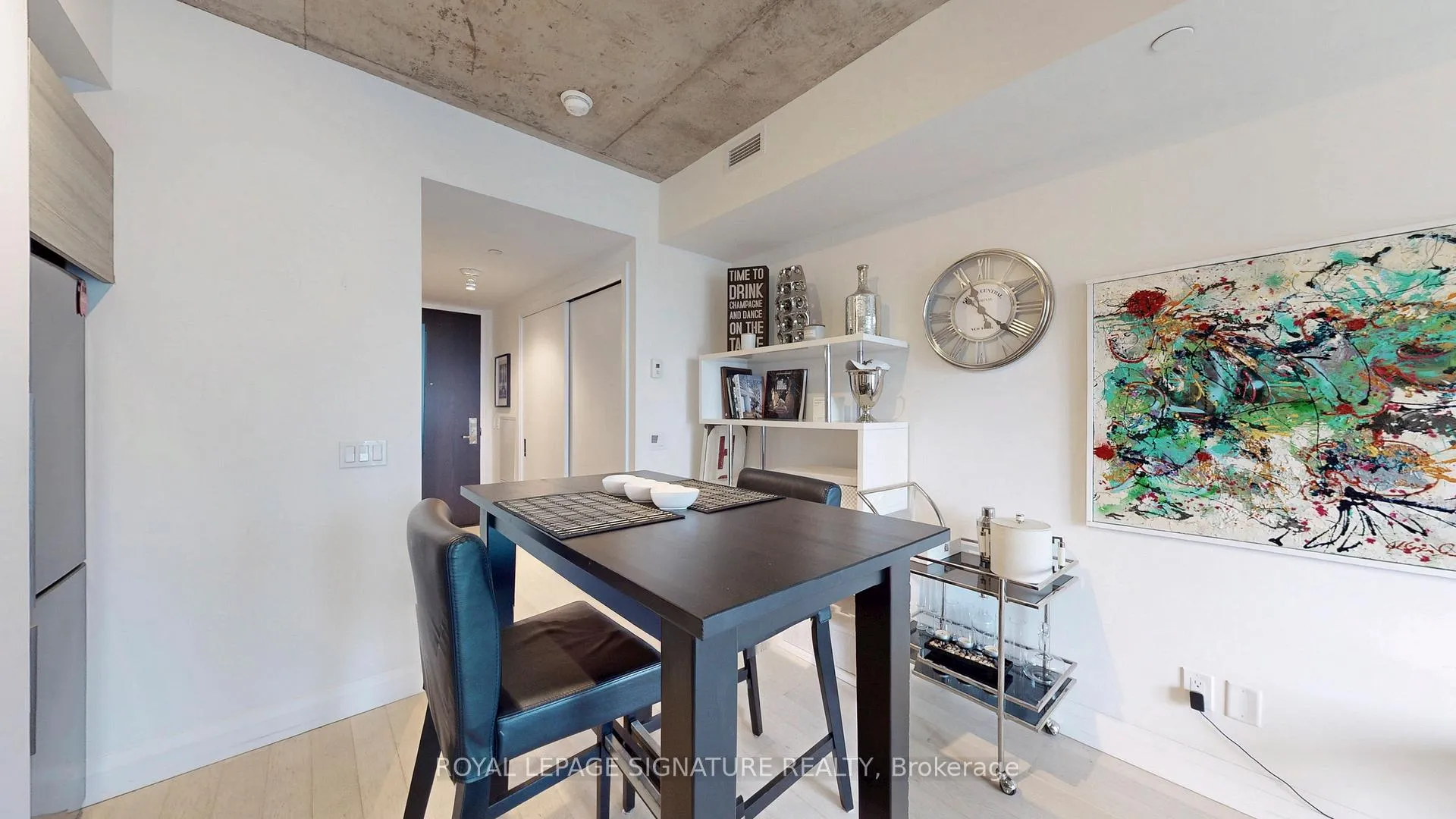 Photo 7 of Unit 1406, 224 King Street W, Toronto, Waterfront Communities — HOMEH