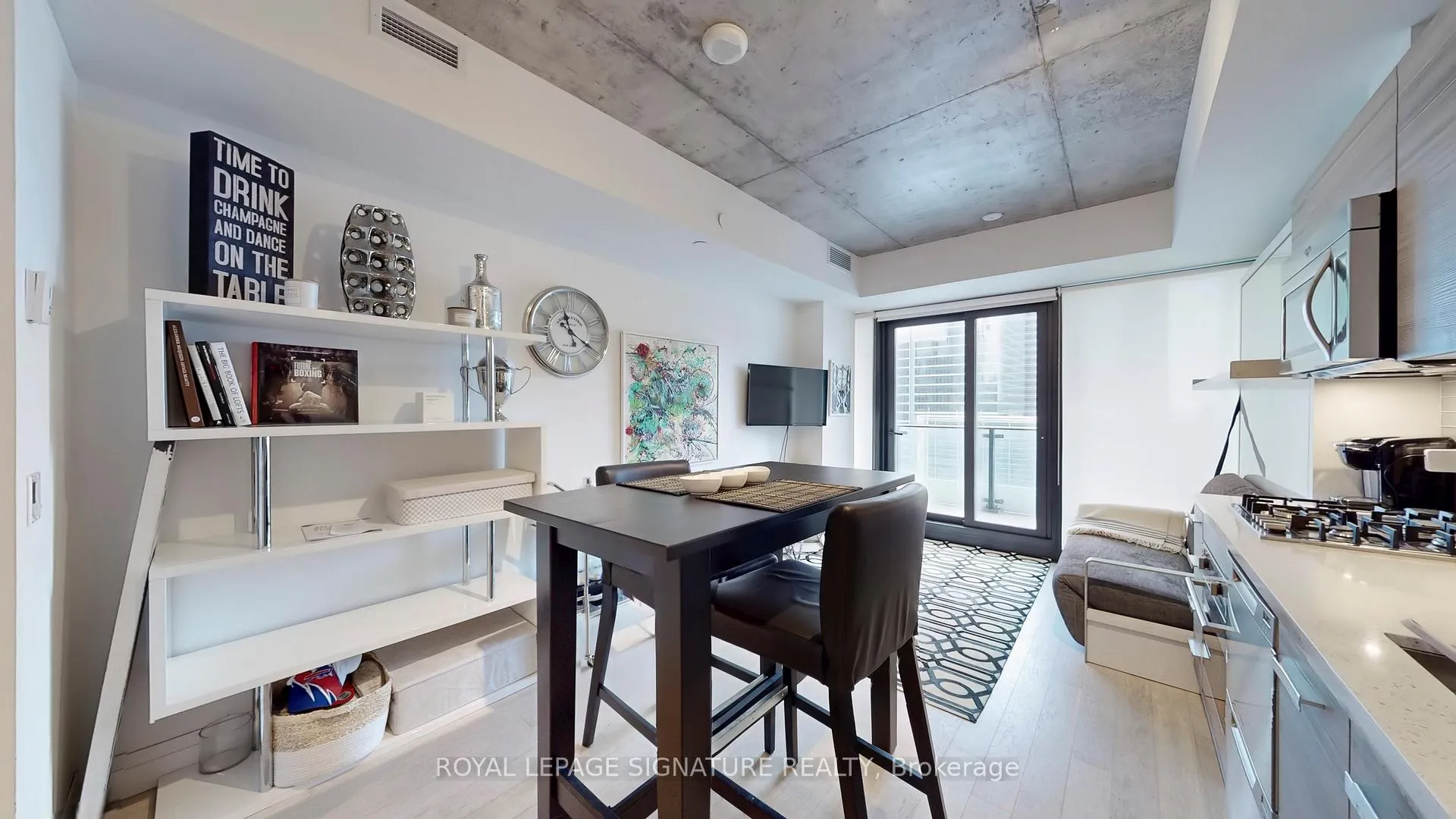 Photo 9 of Unit 1406, 224 King Street W, Toronto, Waterfront Communities — HOMEH