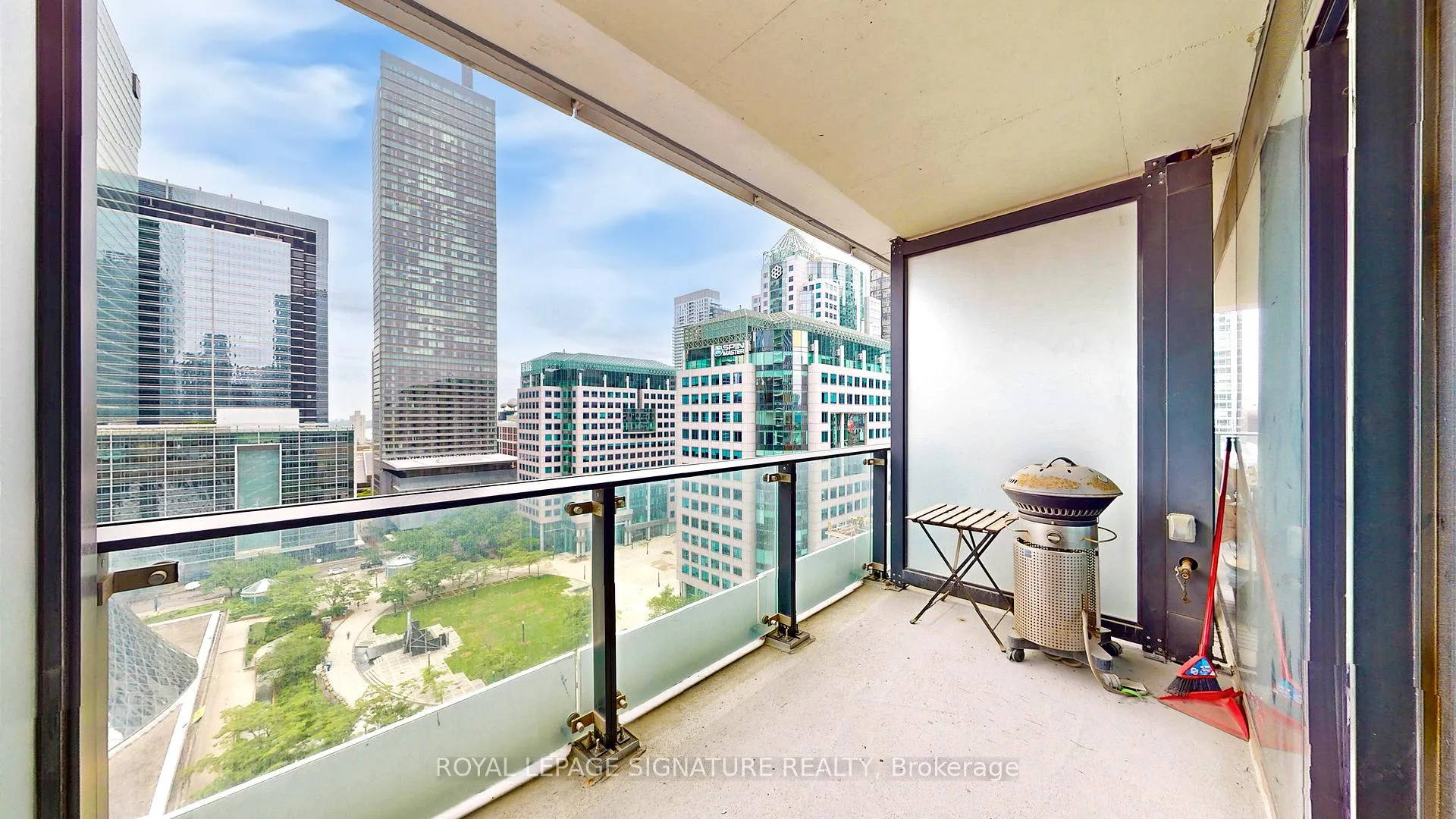 Photo 16 of Unit 1406, 224 King Street W, Toronto, Waterfront Communities — HOMEH