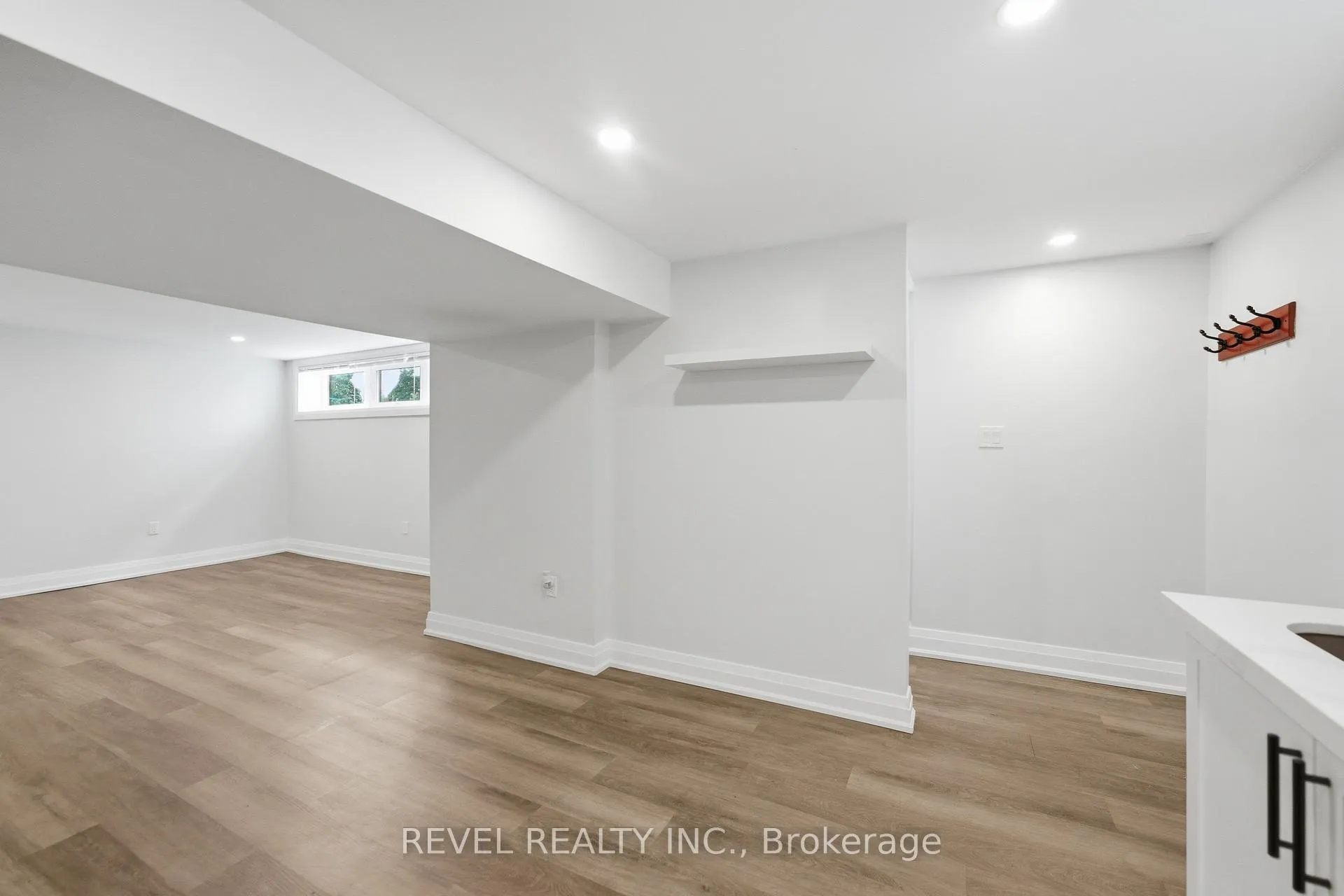 Photo 28 of 1141 Mohawk Road E, Hamilton, Huntington — HOMEH