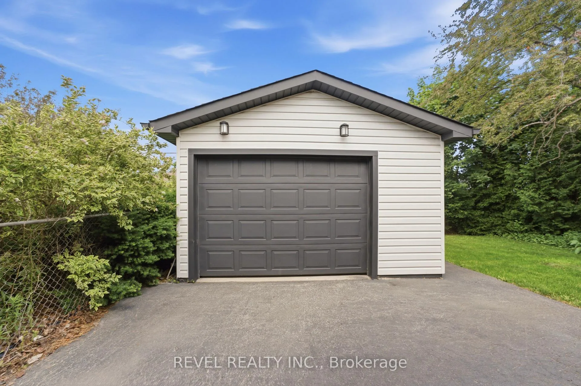 Photo 45 of 1141 Mohawk Road E, Hamilton, Huntington — HOMEH