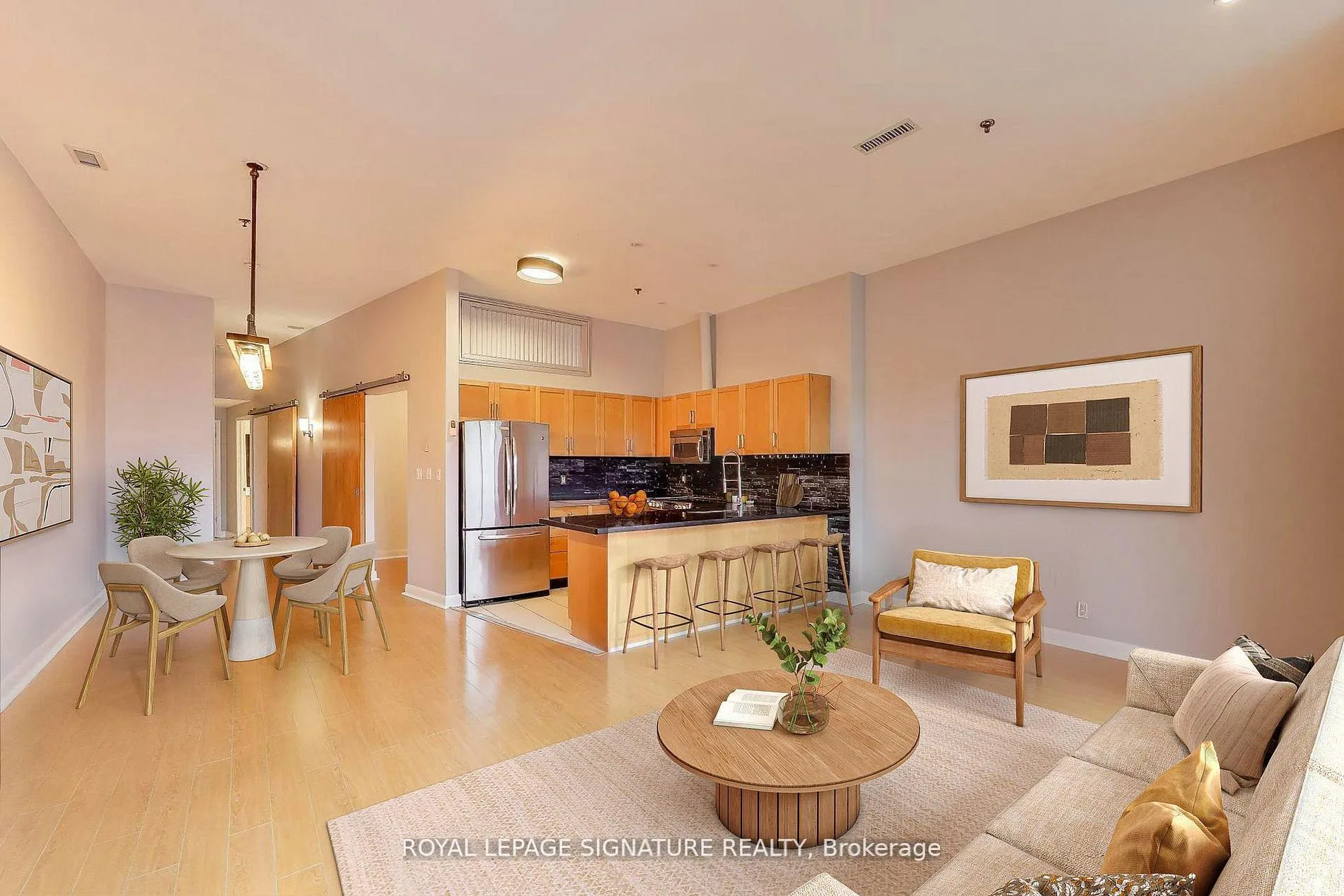 Photo 3 of Unit 801, 700 King Street W, Toronto, Niagara — HOMEH