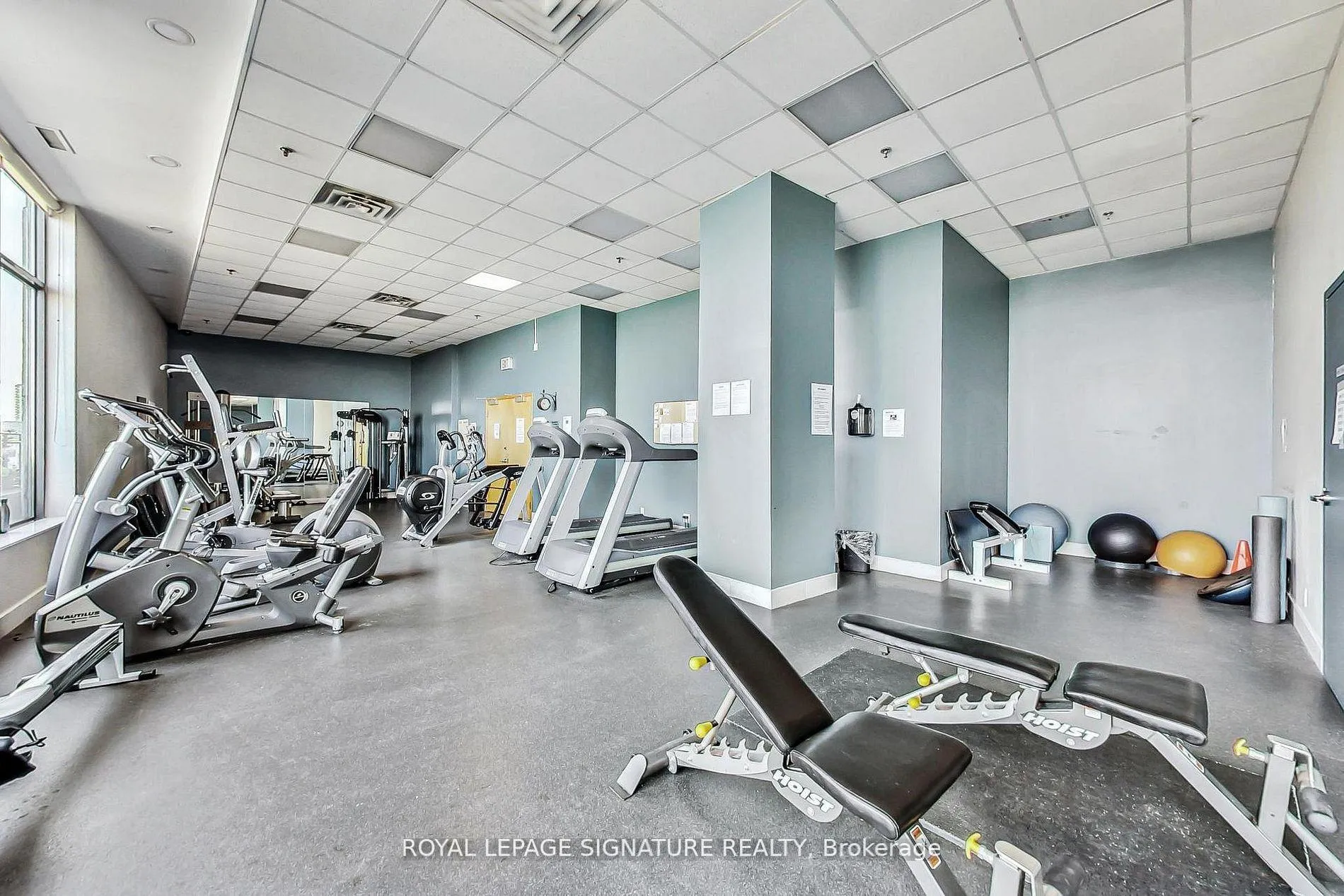 Photo 16 of Unit 801, 700 King Street W, Toronto, Niagara — HOMEH