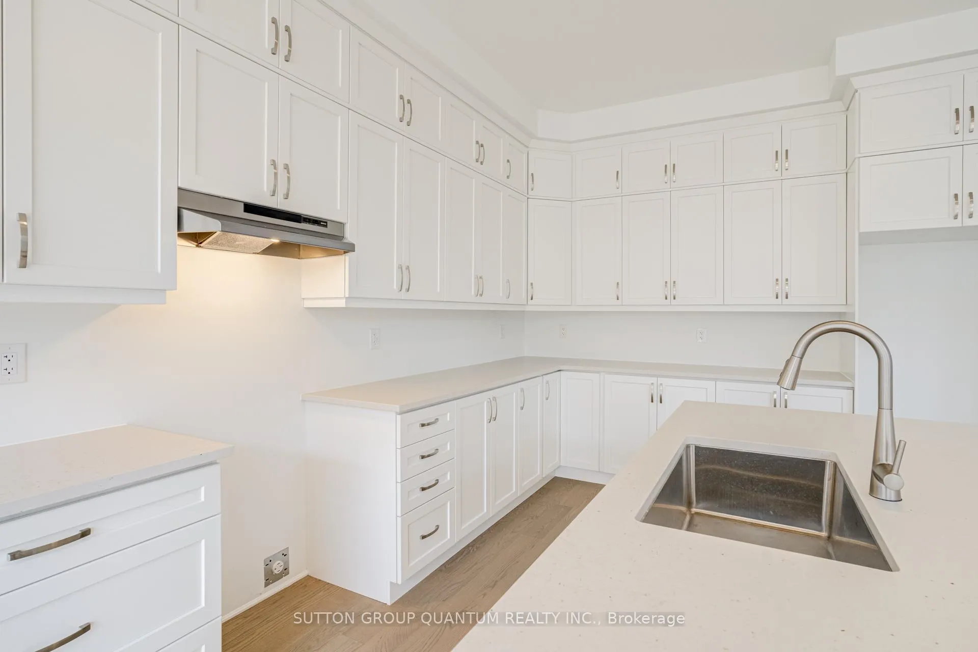 Photo 16 of 3306 Wolverine Path, Oakville, Joshua Meadows — HOMEH