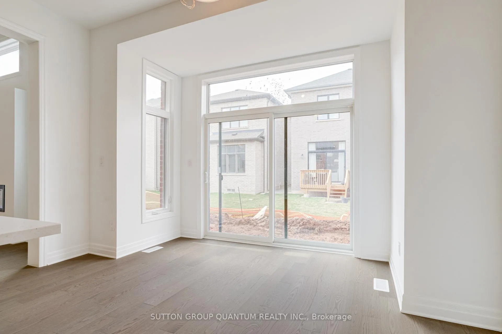 Photo 20 of 3306 Wolverine Path, Oakville, Joshua Meadows — HOMEH