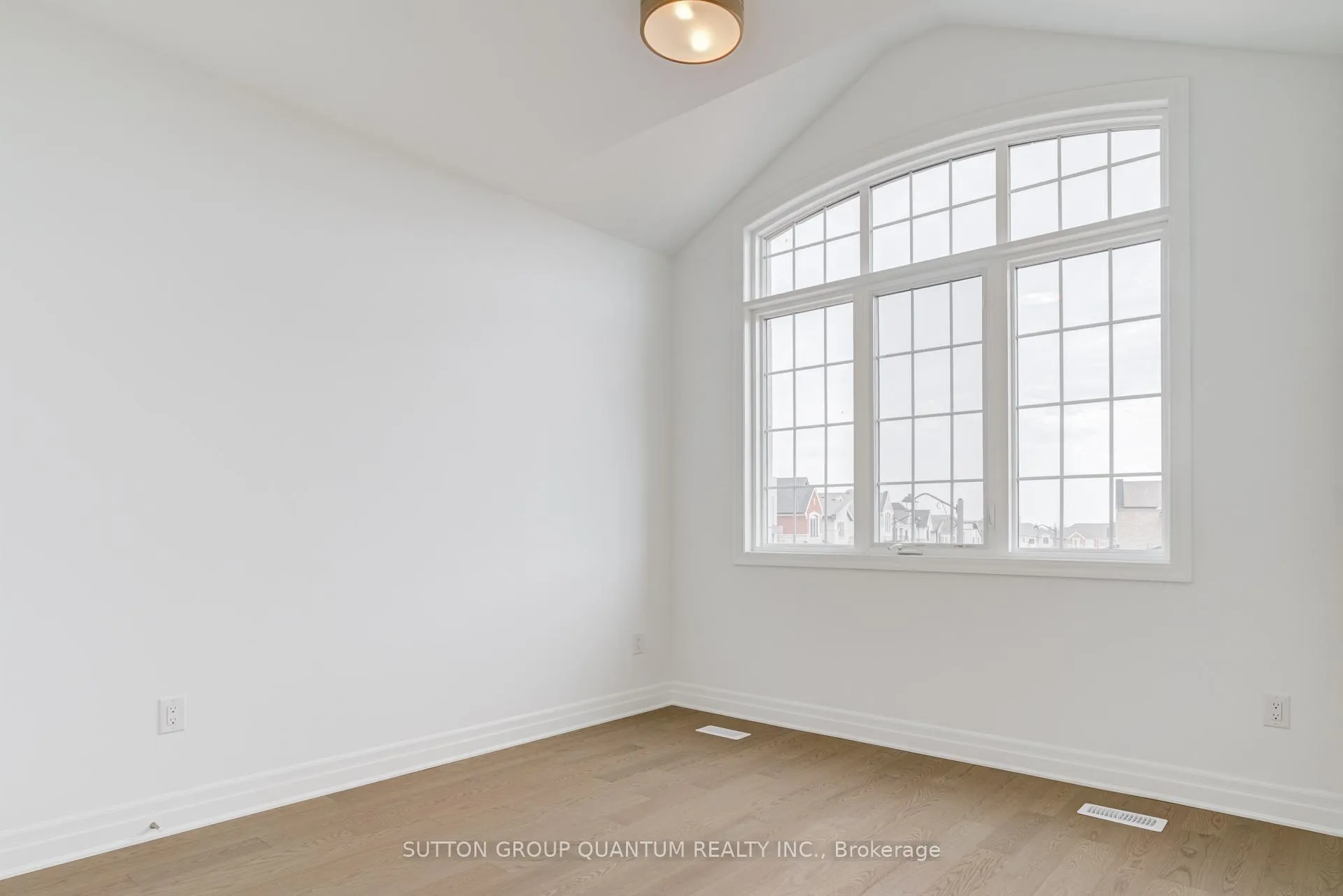 Photo 38 of 3306 Wolverine Path, Oakville, Joshua Meadows — HOMEH