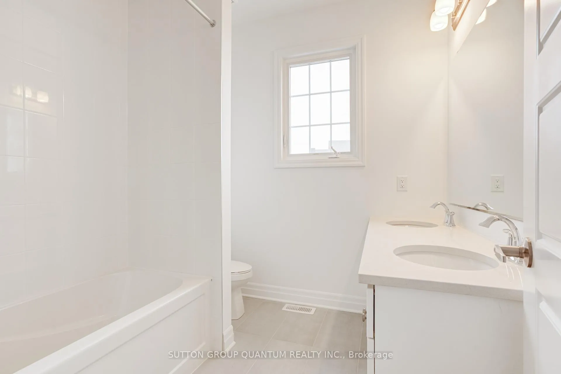 Photo 42 of 3306 Wolverine Path, Oakville, Joshua Meadows — HOMEH