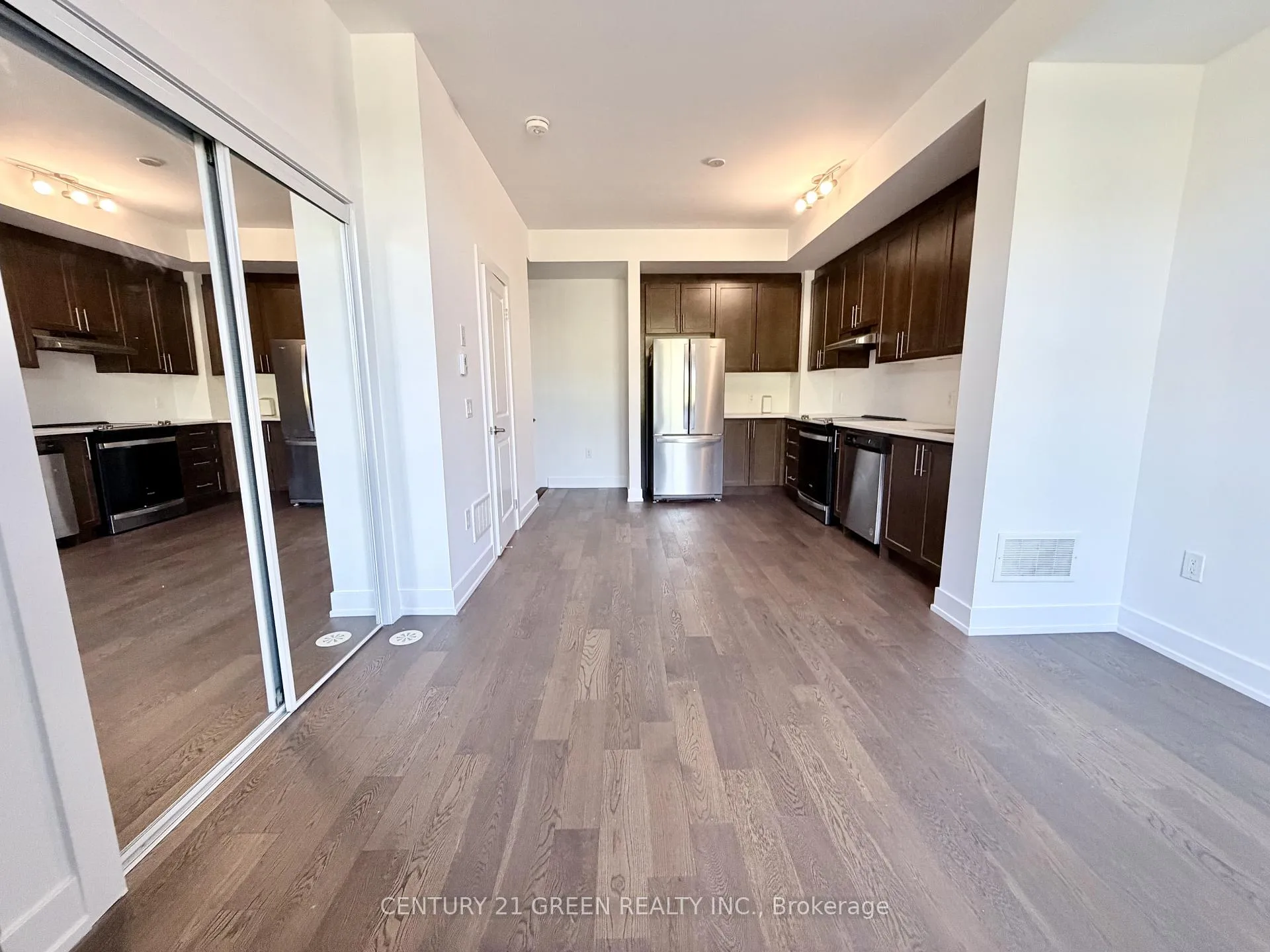 Photo 5 of Unit L115, 9560 Islington Avenue, Vaughan, Sonoma Heights — HOMEH