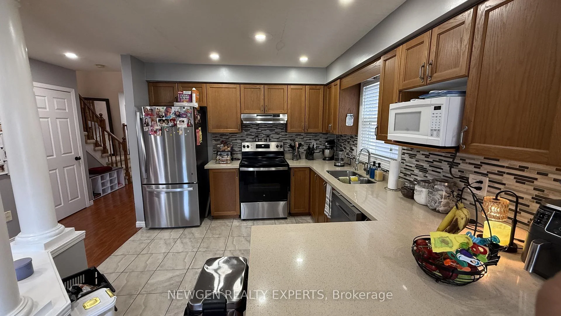 Photo 7 of 11 Berry Moss Street, Kitchener, Larentian West — HOMEH