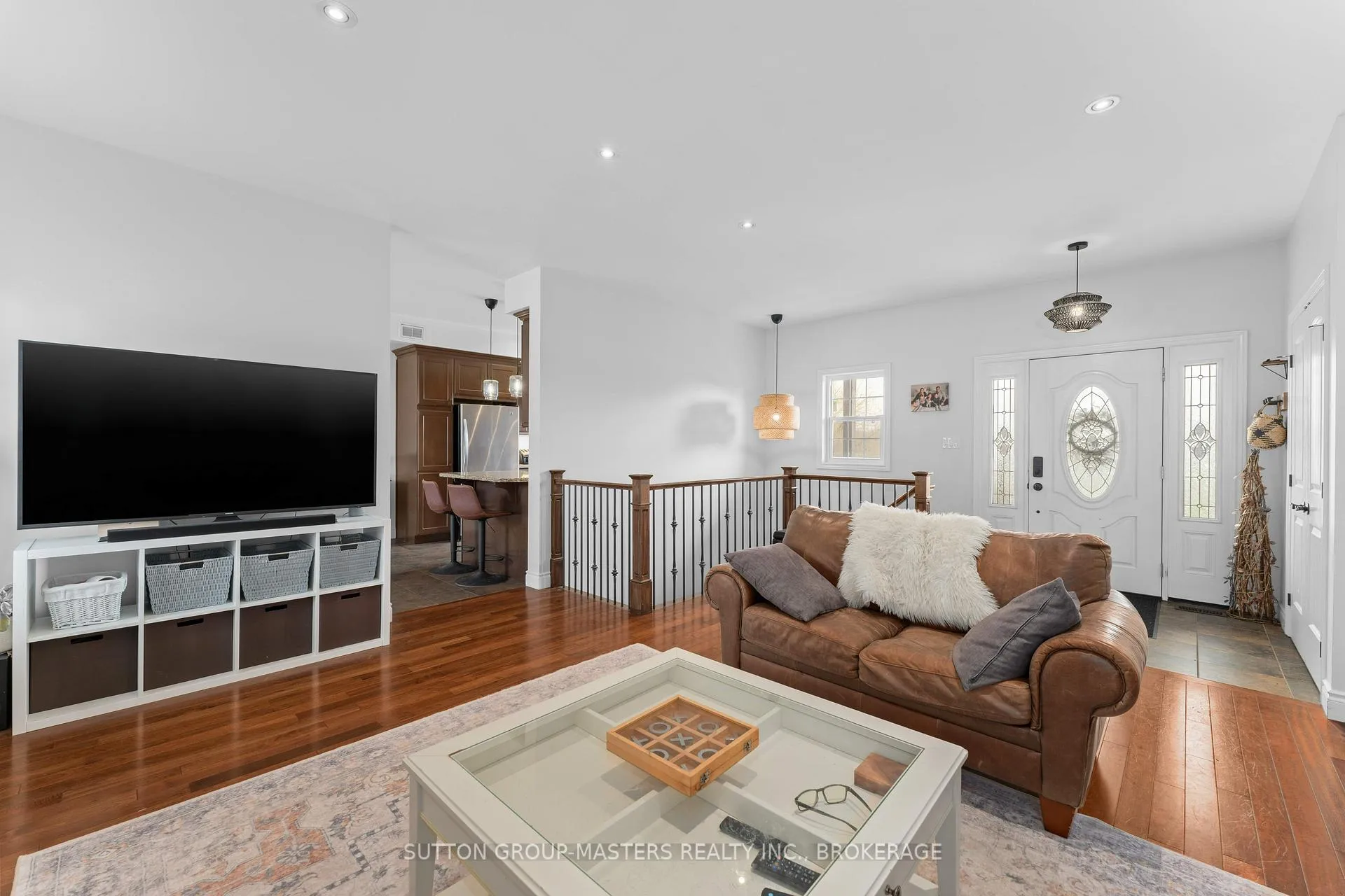 Photo 8 of 11 Dawson Drive, Gananoque, Gananoque — HOMEH
