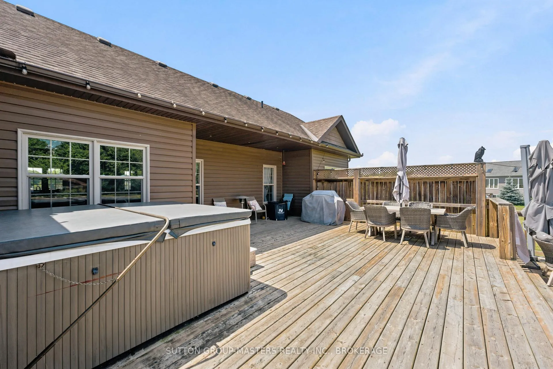Photo 41 of 11 Dawson Drive, Gananoque, Gananoque — HOMEH