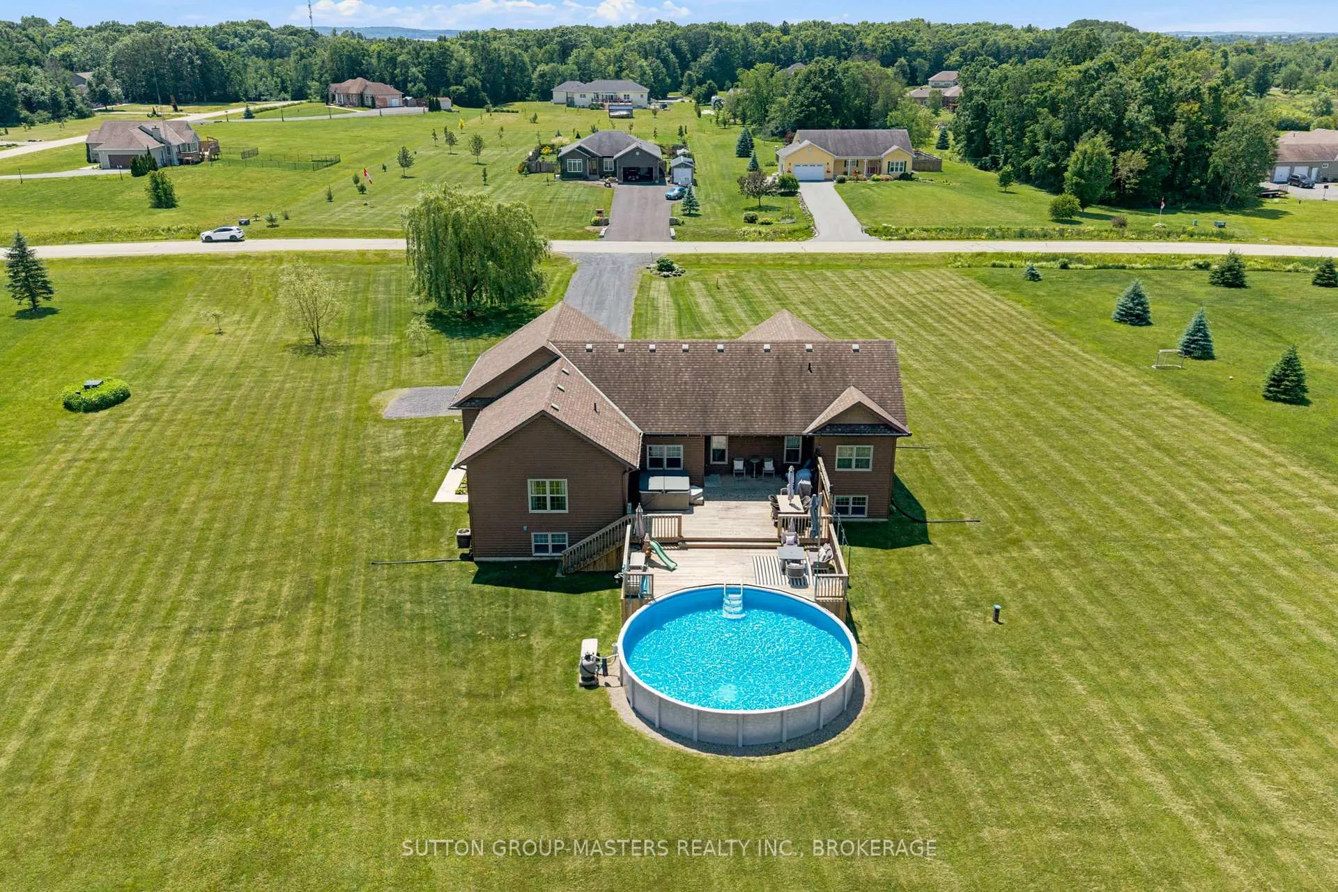 Photo 42 of 11 Dawson Drive, Gananoque, Gananoque — HOMEH