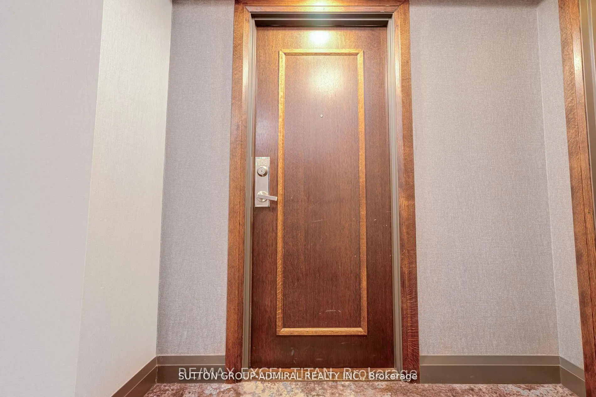 Photo 5 of Unit 908, 7 North Park Road, Vaughan, Beverley Glen — HOMEH