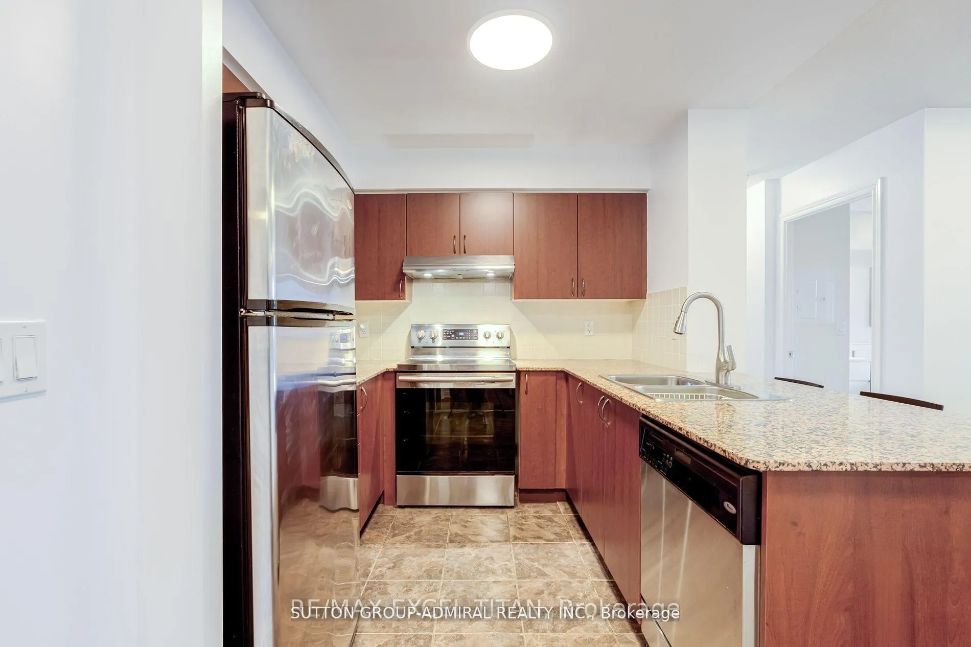 Photo 12 of Unit 908, 7 North Park Road, Vaughan, Beverley Glen — HOMEH