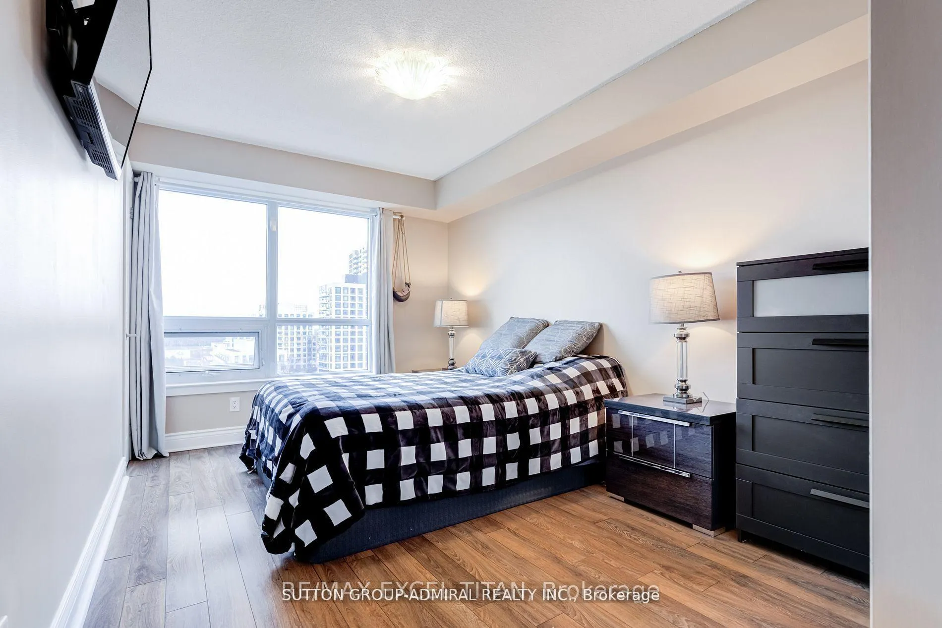 Photo 21 of Unit 908, 7 North Park Road, Vaughan, Beverley Glen — HOMEH