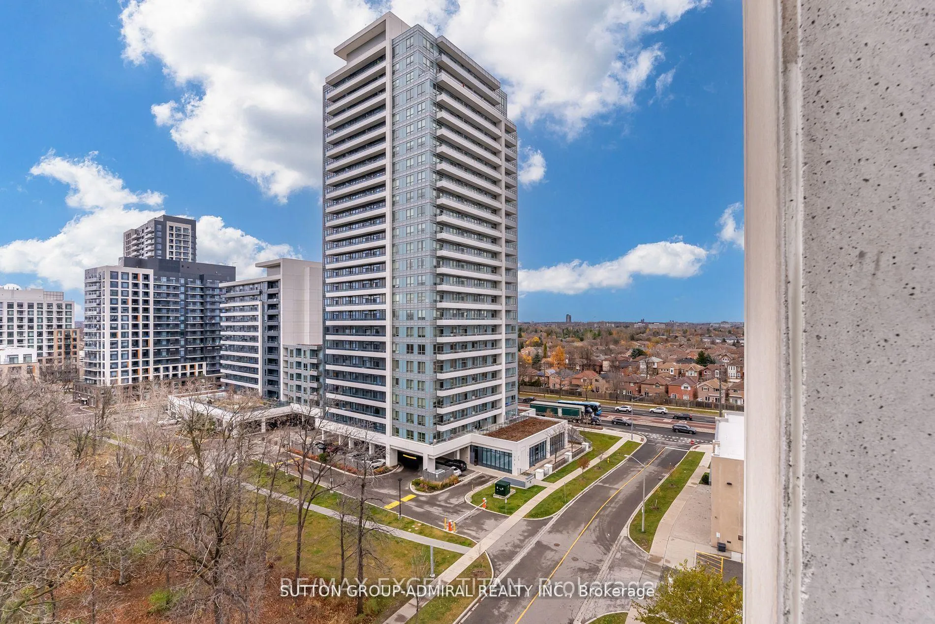 Photo 29 of Unit 908, 7 North Park Road, Vaughan, Beverley Glen — HOMEH