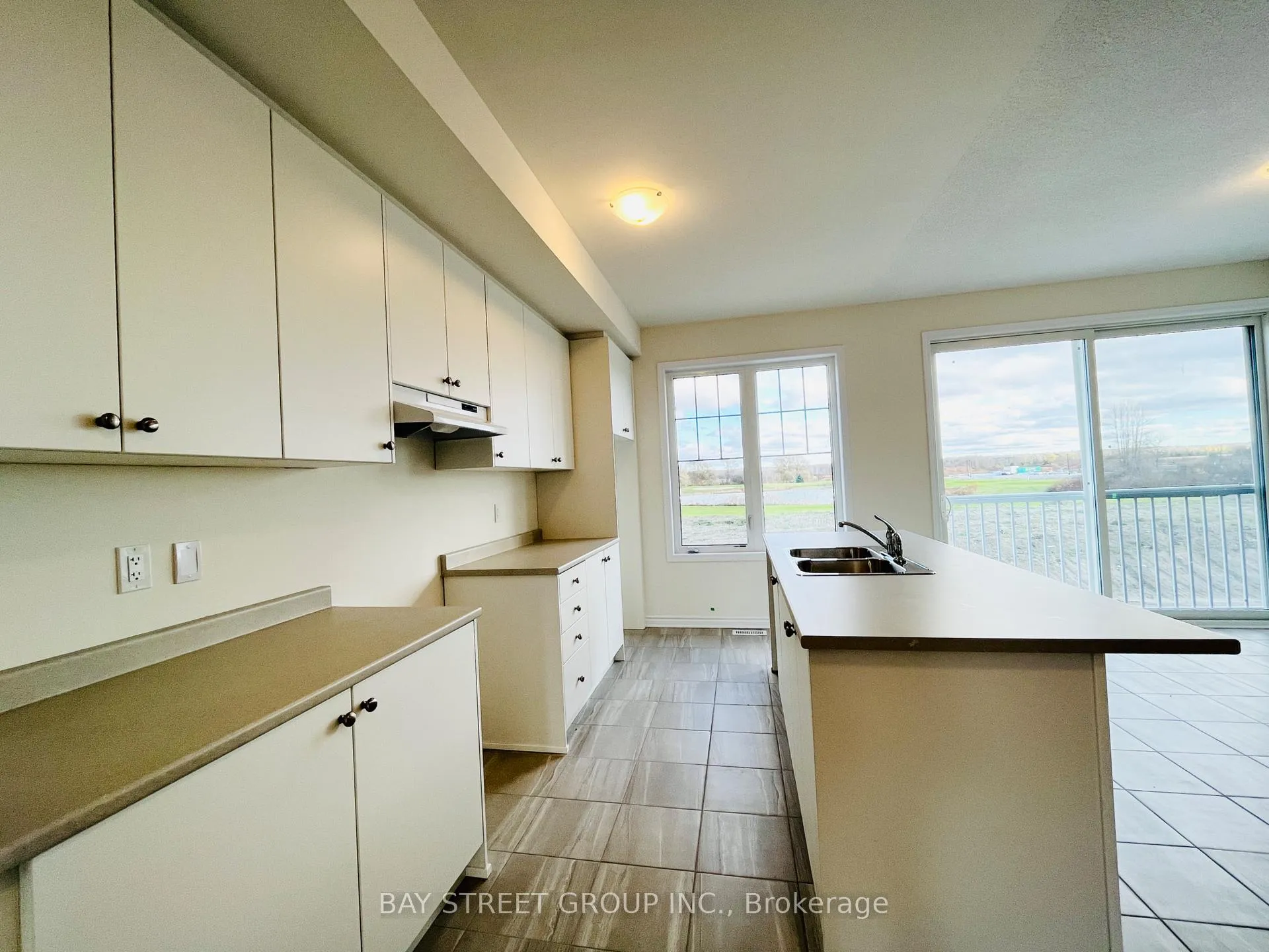 Photo 9 of 78 Sandhill Crane Drive, Wasaga Beach — HOMEH