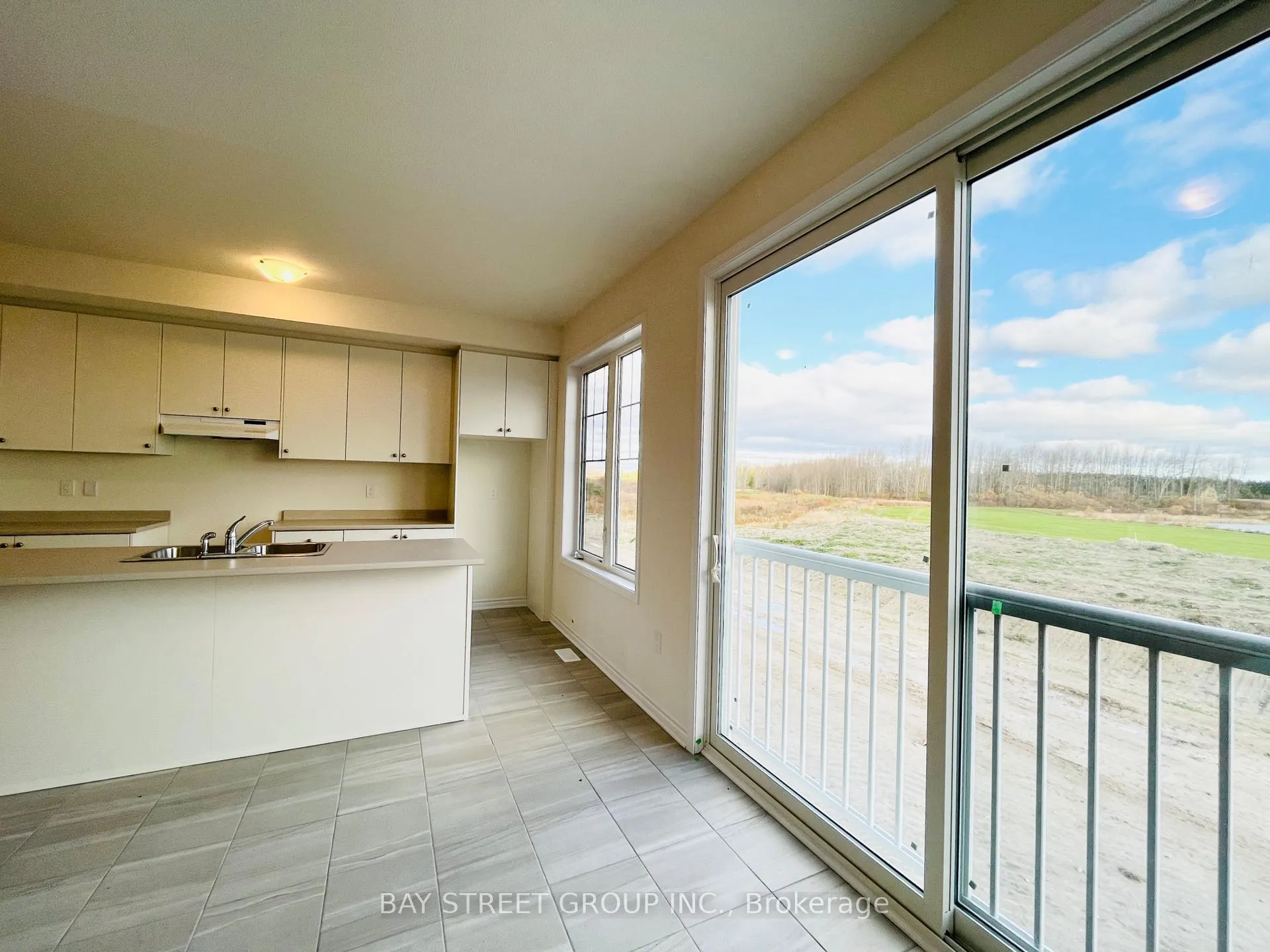 Photo 12 of 78 Sandhill Crane Drive, Wasaga Beach — HOMEH