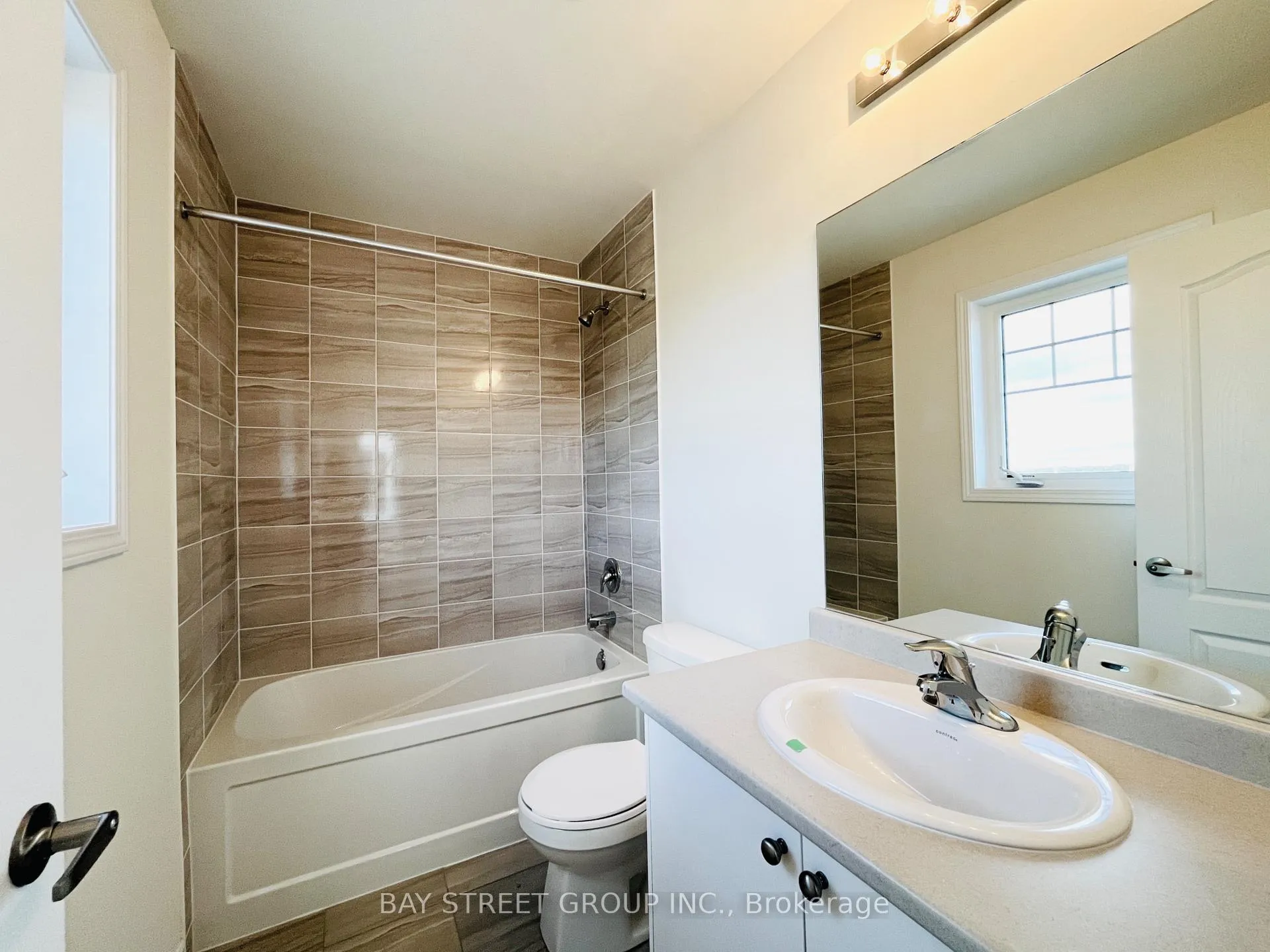 Photo 22 of 78 Sandhill Crane Drive, Wasaga Beach — HOMEH