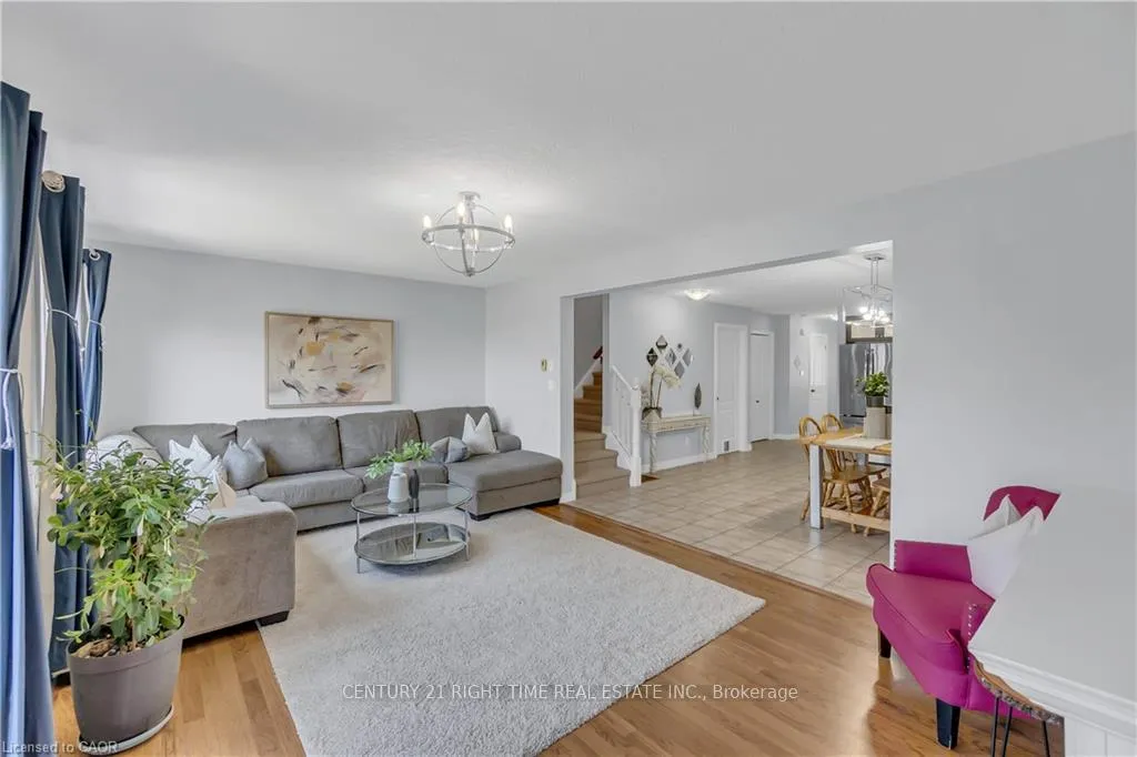 Photo 15 of 48 Clough Crescent, Guelph, Pineridge/Westminster Woods — HOMEH