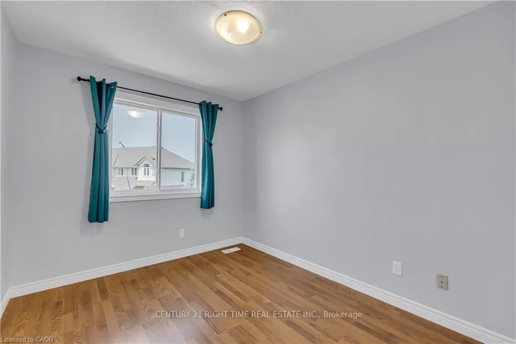 Photo 20 of 48 Clough Crescent, Guelph, Pineridge/Westminster Woods — HOMEH