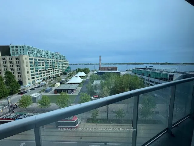 Photo 2 of Unit 705, 218 Queens Quay W, Toronto, Waterfront Communities — HOMEH