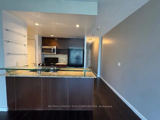 Photo 6 of Unit 705, 218 Queens Quay W, Toronto, Waterfront Communities — HOMEH