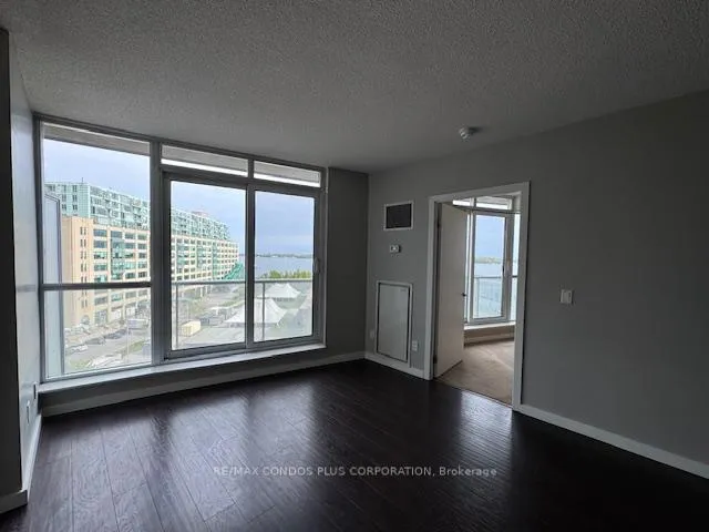 Photo 8 of Unit 705, 218 Queens Quay W, Toronto, Waterfront Communities — HOMEH