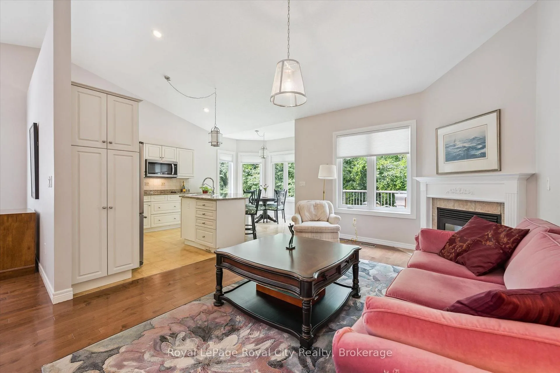 Photo 7 of 17 Fairway Lane, Guelph, Riverside Park — HOMEH