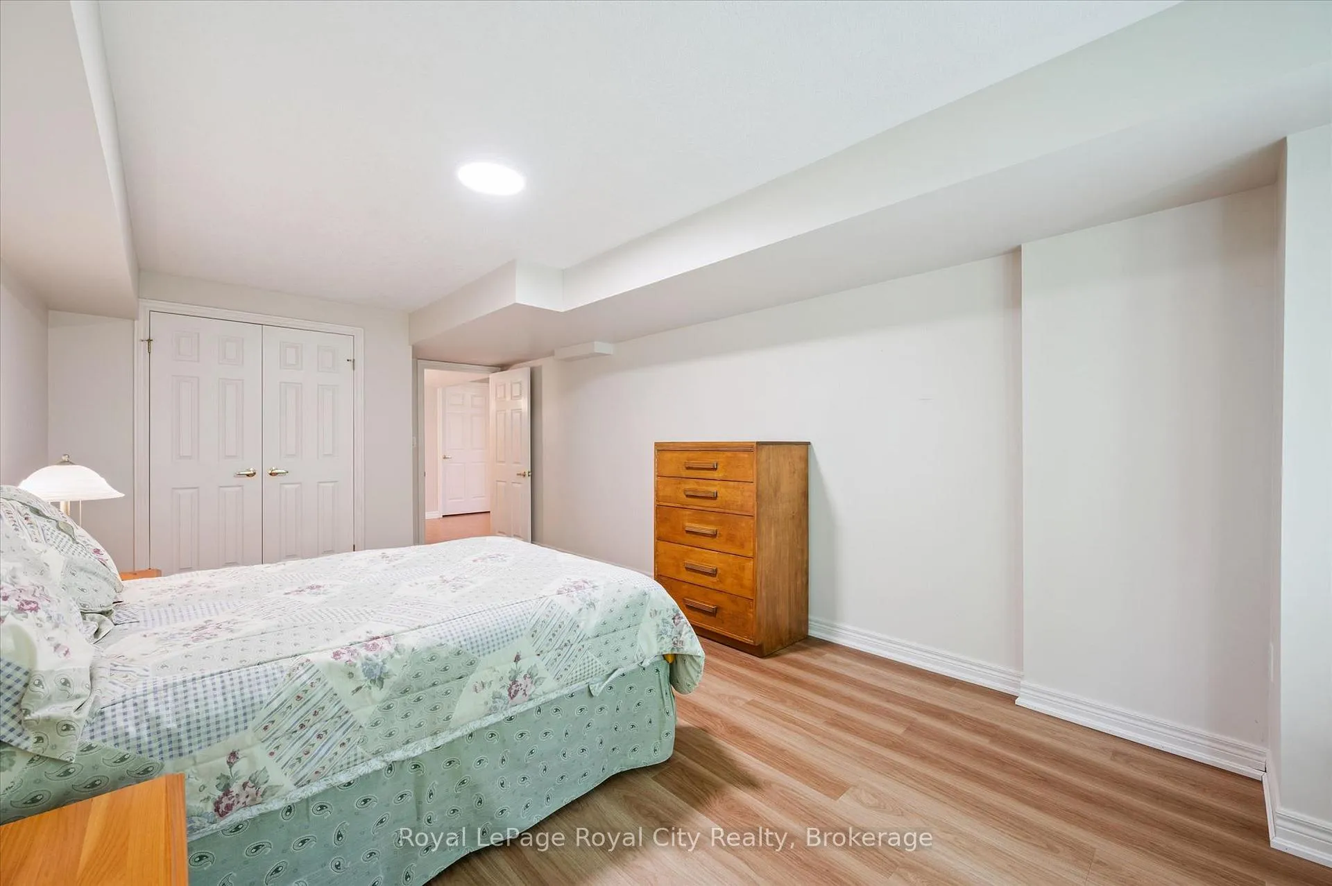 Photo 31 of 17 Fairway Lane, Guelph, Riverside Park — HOMEH