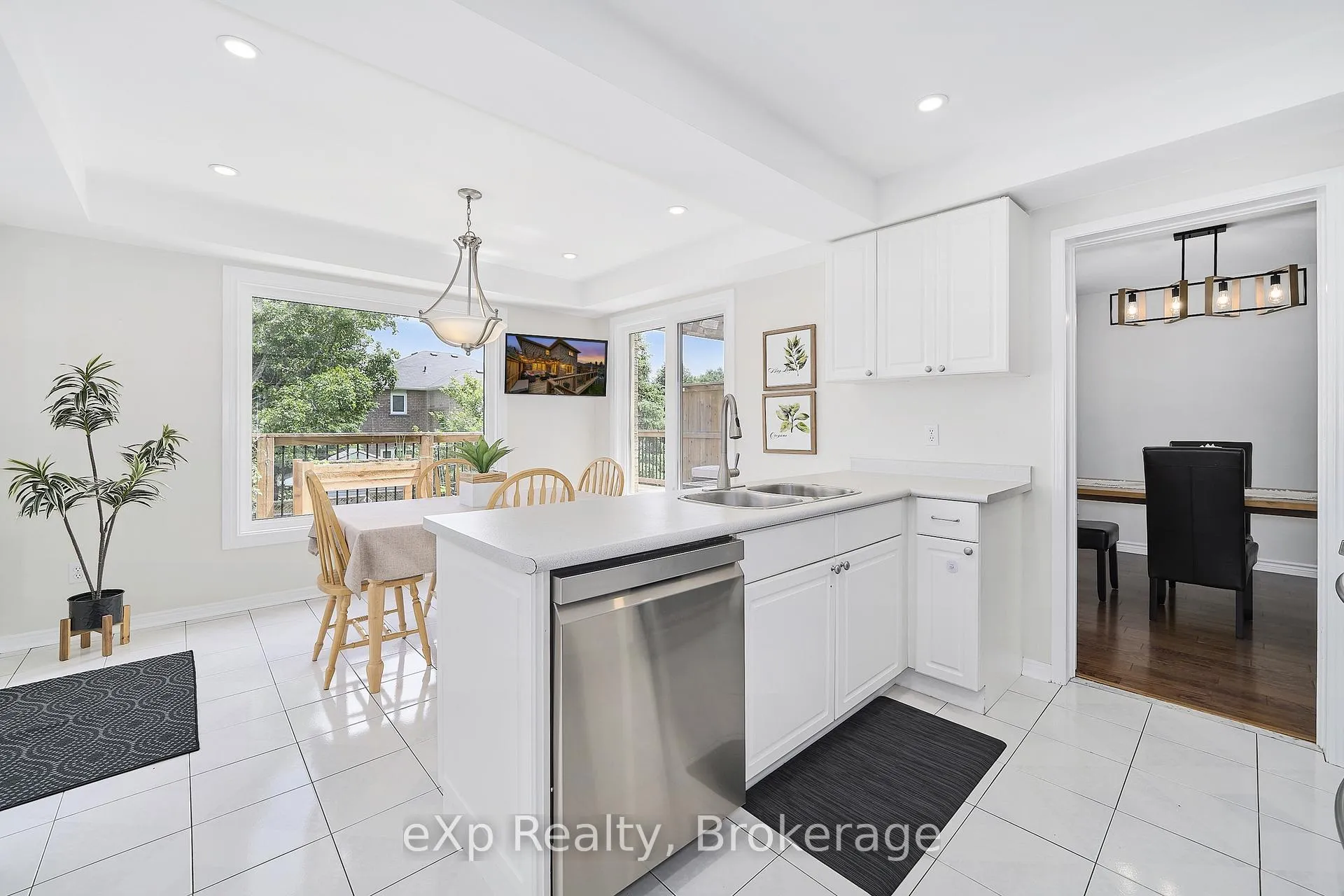 Photo 19 of 43 Forest Heights Street, Whitby, Pringle Creek — HOMEH