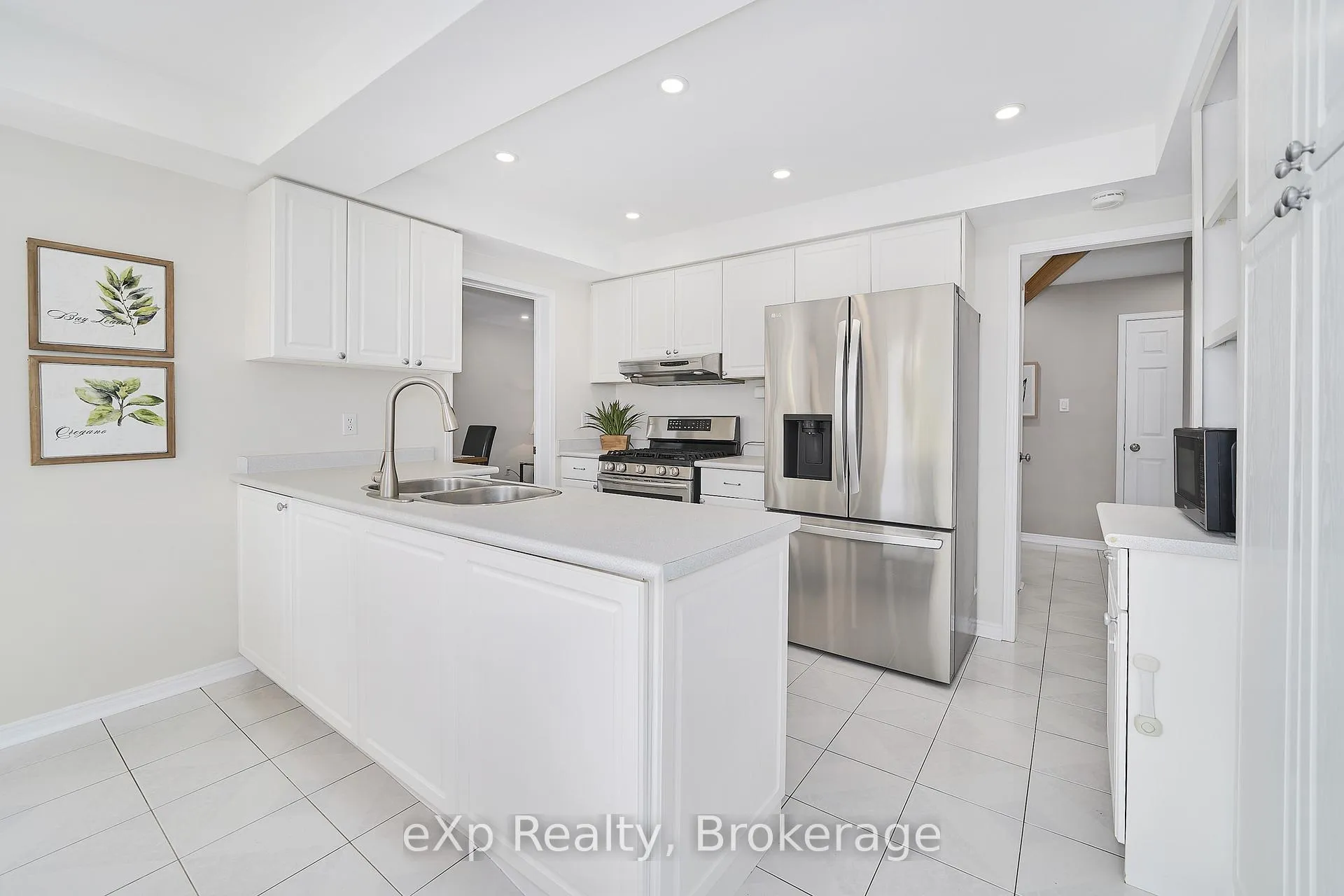 Photo 20 of 43 Forest Heights Street, Whitby, Pringle Creek — HOMEH