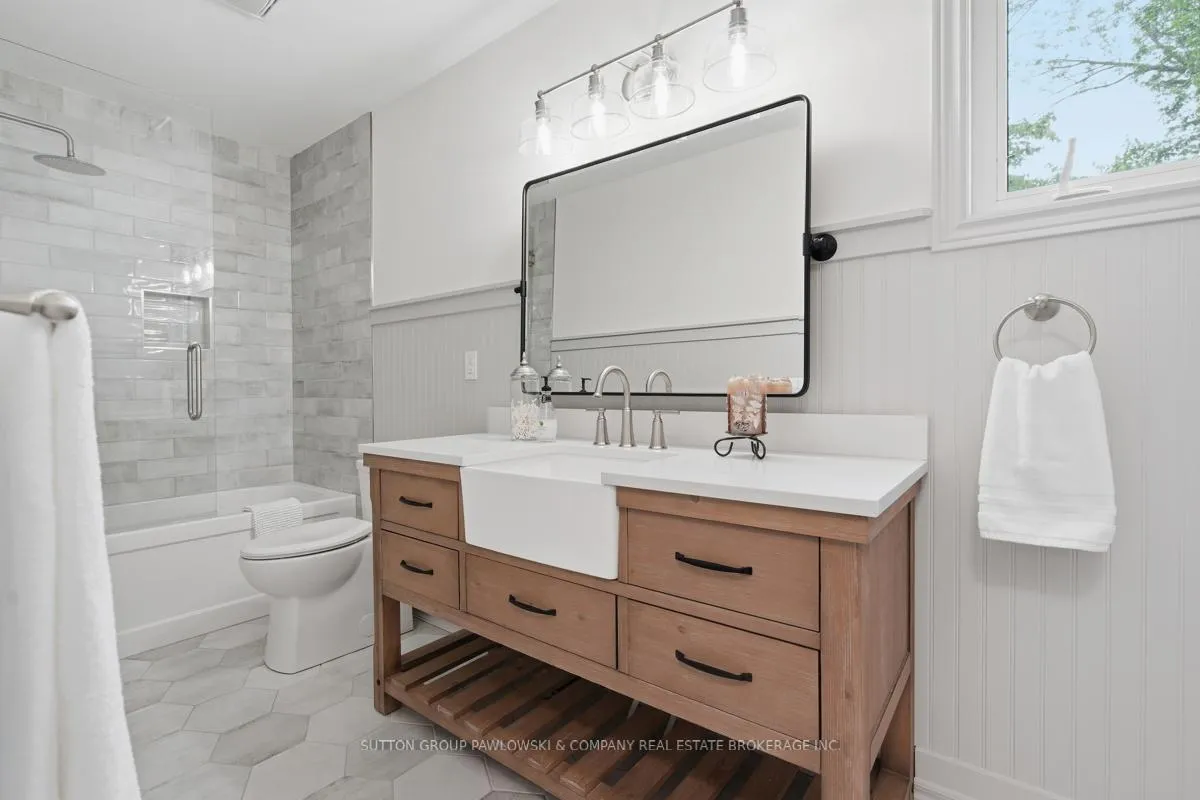 Photo 35 of 71649 Old Cedar Bank Lane, Bluewater, Hay — HOMEH