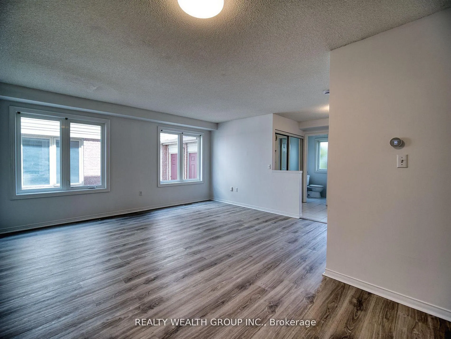 Photo 8 of 11 Birchcliffe Drive, Brampton, Heart Lake East — HOMEH