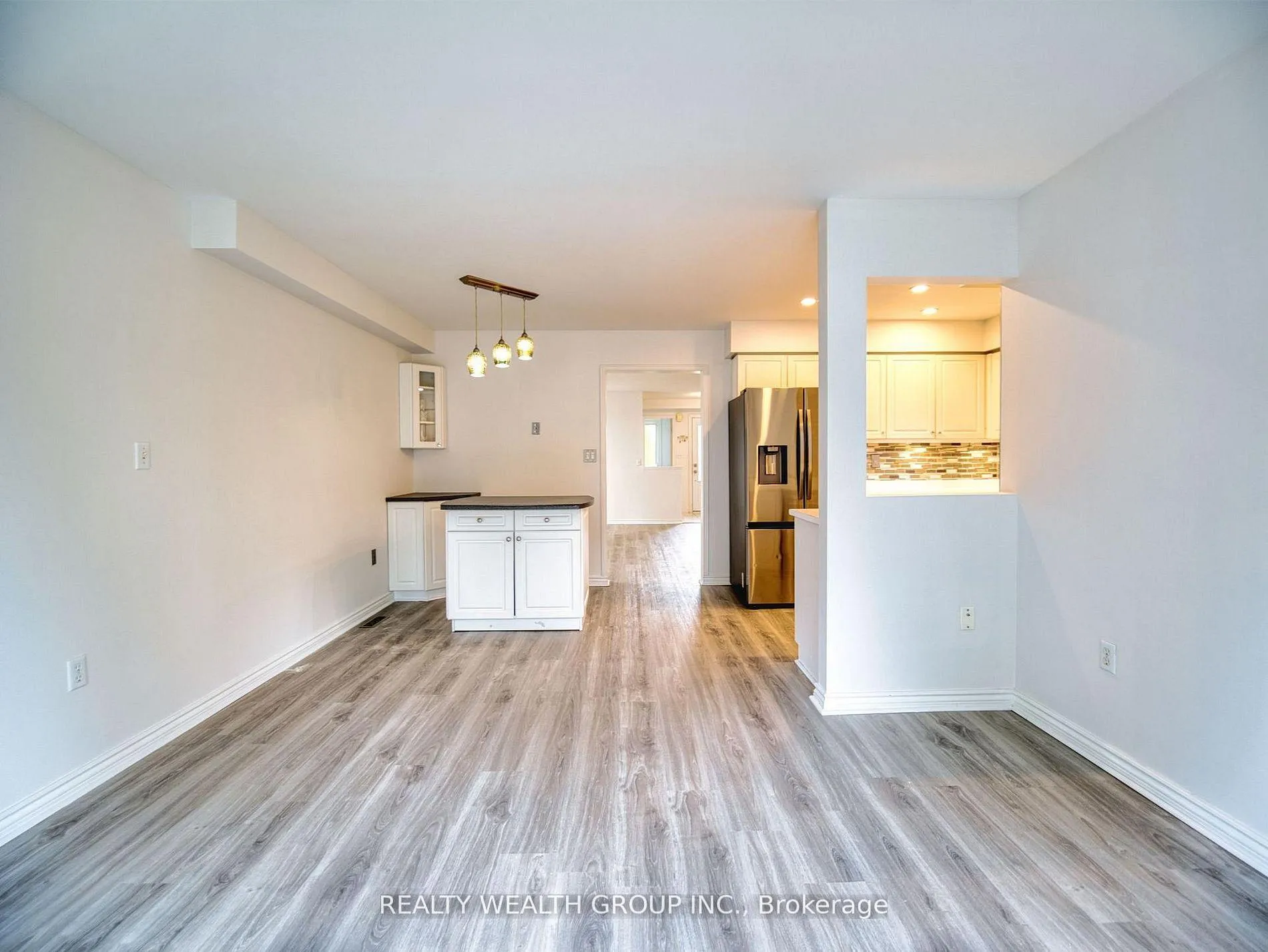 Photo 20 of 11 Birchcliffe Drive, Brampton, Heart Lake East — HOMEH