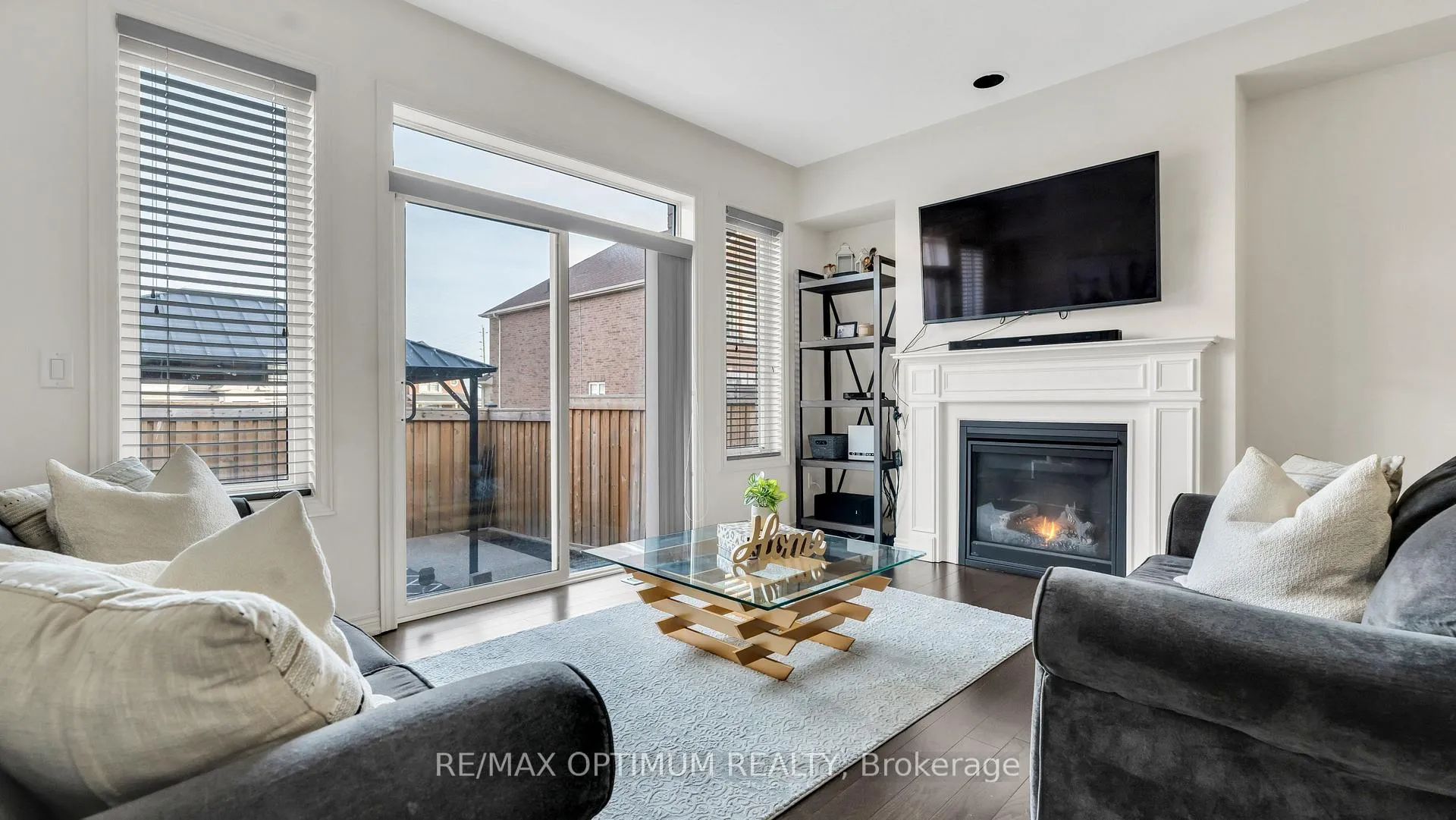Photo 13 of 34 Pennycross Crescent, Brampton, Northwest Brampton — HOMEH