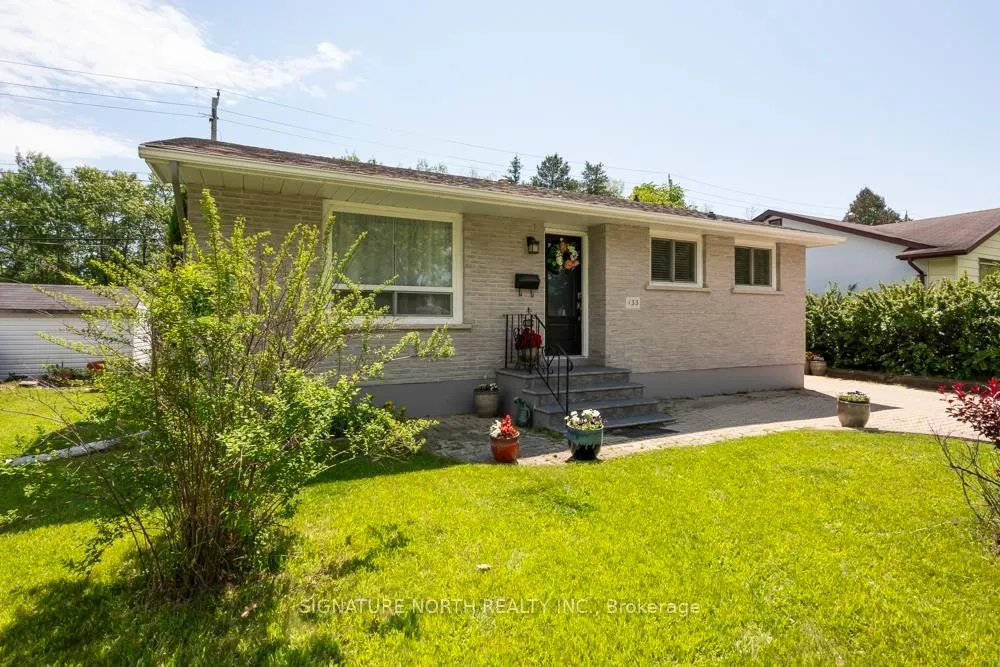 Photo 2 of 133 Whalen Street, Thunder Bay, Grandview — HOMEH