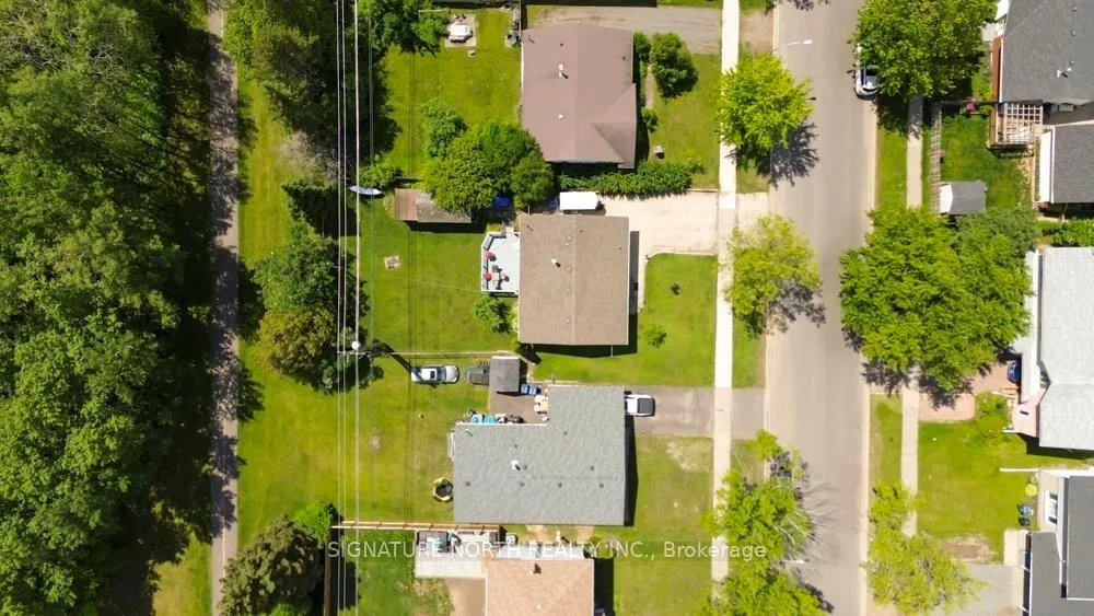 Photo 6 of 133 Whalen Street, Thunder Bay, Grandview — HOMEH