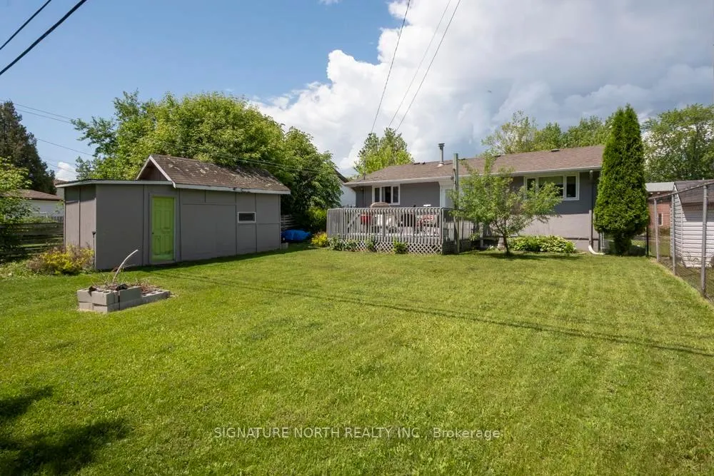 Photo 11 of 133 Whalen Street, Thunder Bay, Grandview — HOMEH