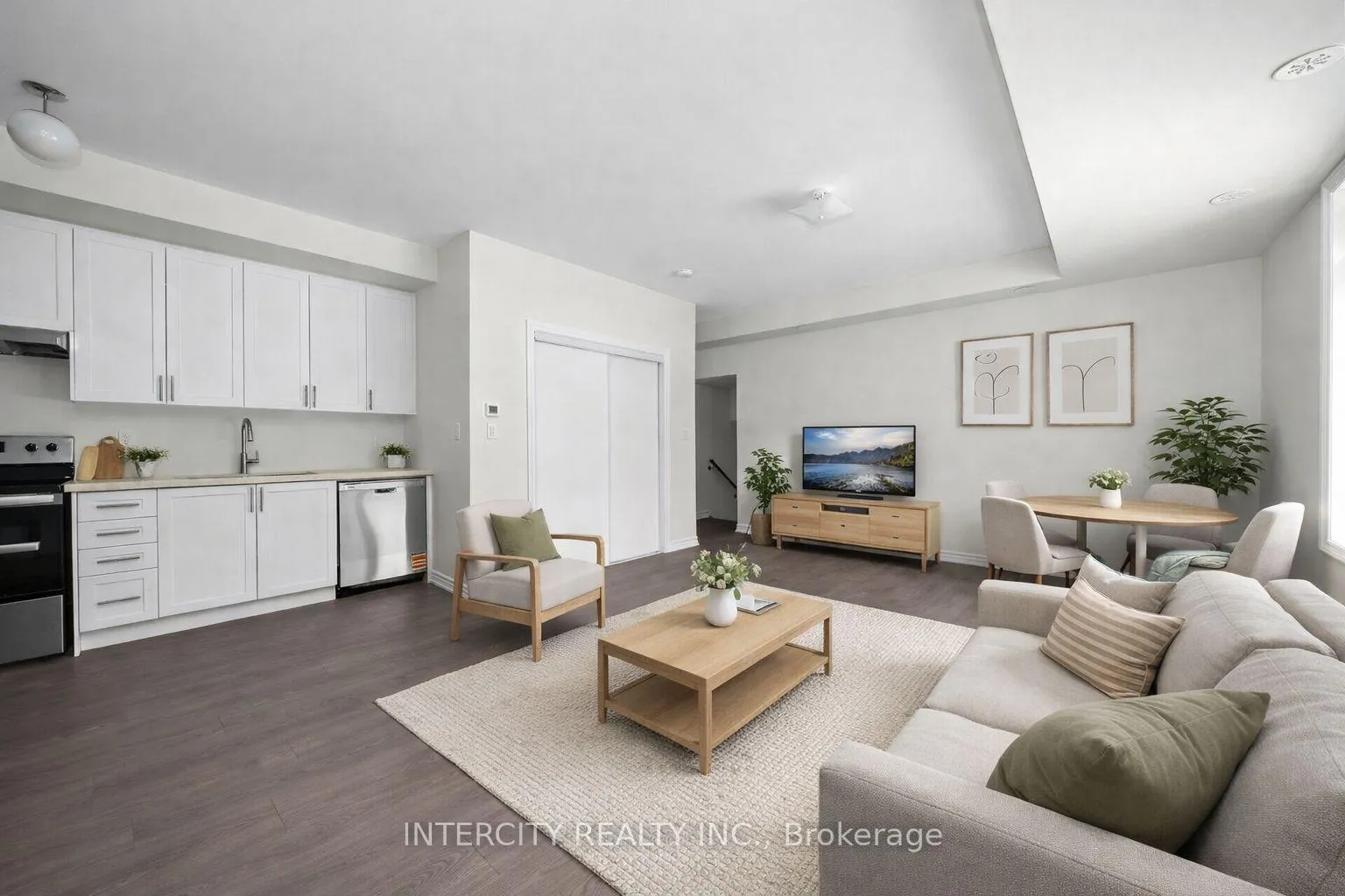 Photo 4 of Unit 40Z, 12 Savvy Lane, Caledon, Rural Caledon — HOMEH