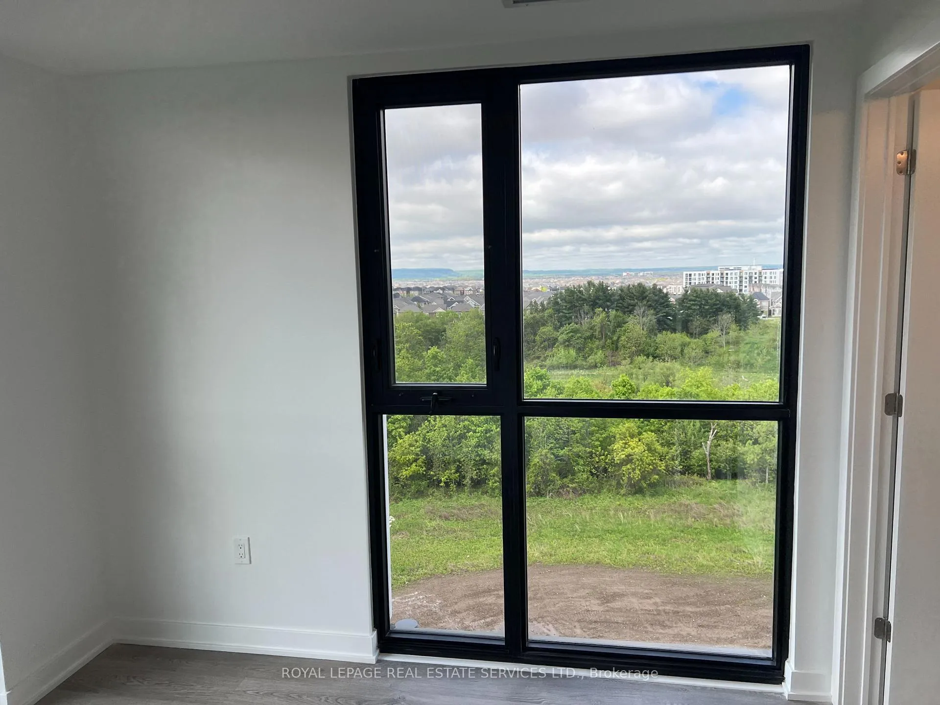 Photo 8 of Unit 601, 740 Whitlock Avenue, Milton, Cobban — HOMEH