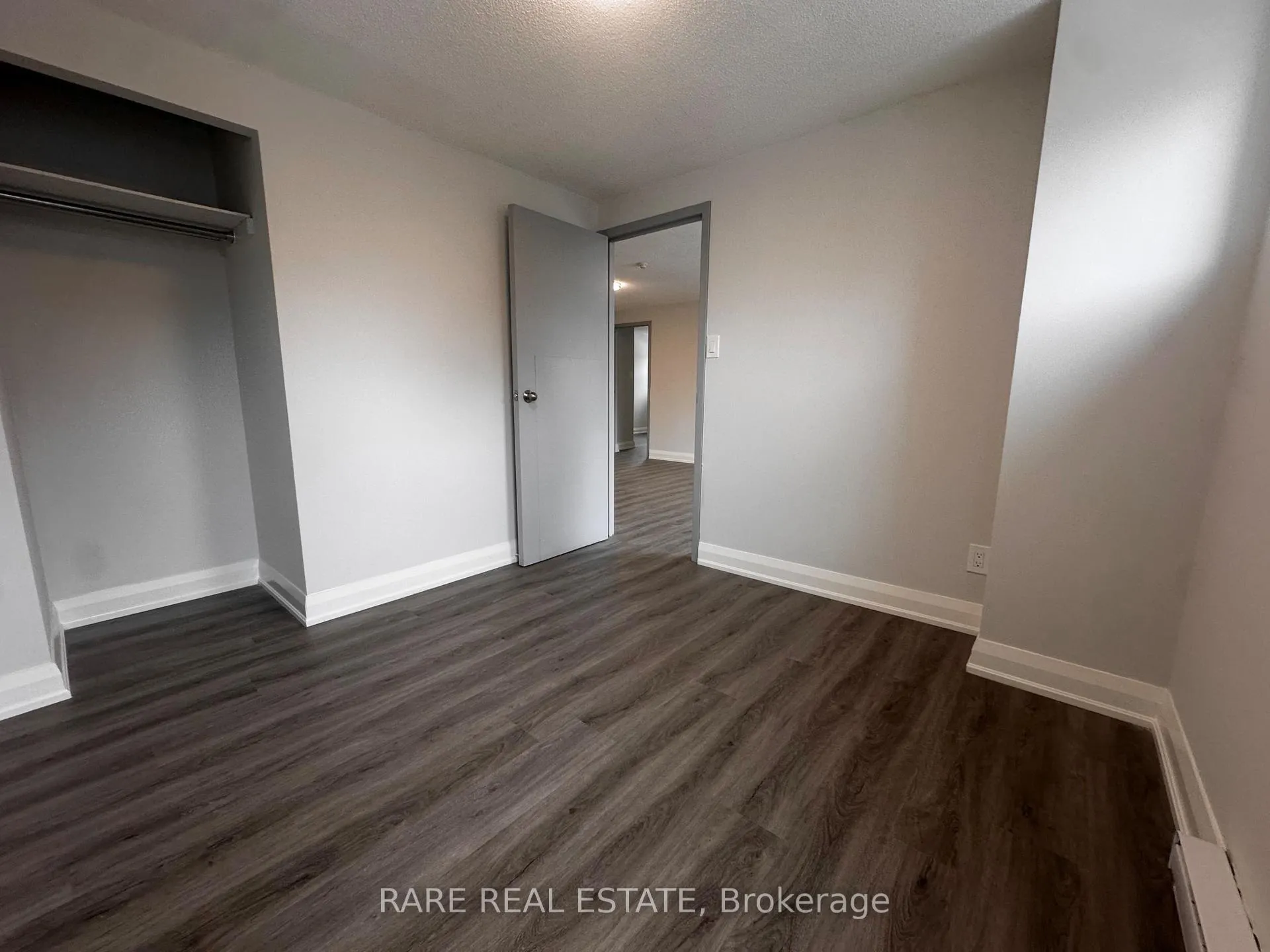 Photo 6 of Unit 2, 99 Bellevue Avenue, Toronto, Kensington-Chinatown — HOMEH