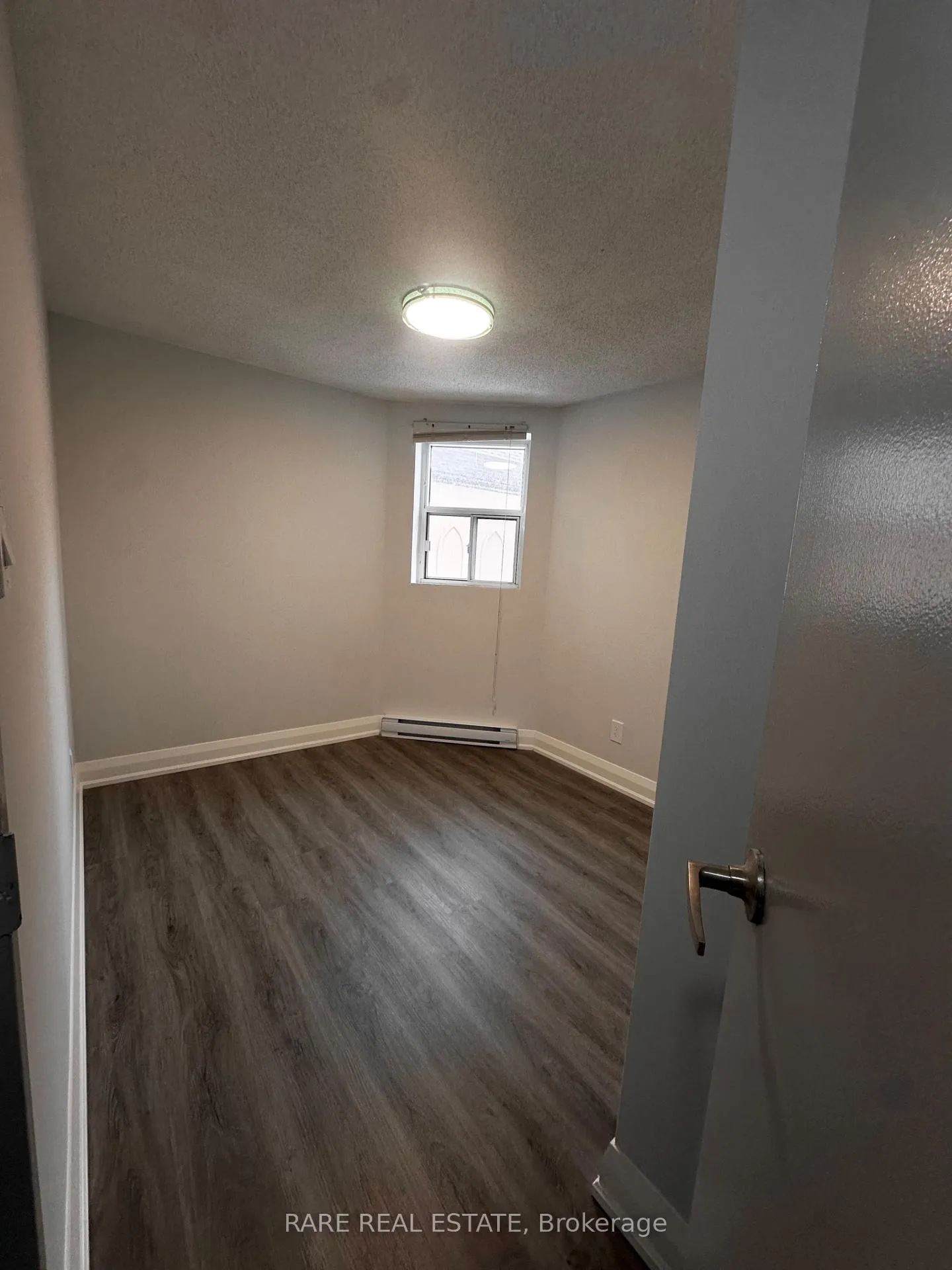 Photo 7 of Unit 2, 99 Bellevue Avenue, Toronto, Kensington-Chinatown — HOMEH