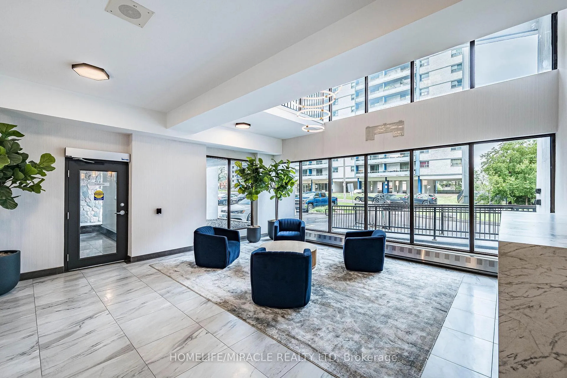 Photo 6 of Unit 1408, 150 Charlton Avenue E, Hamilton, Corktown — HOMEH