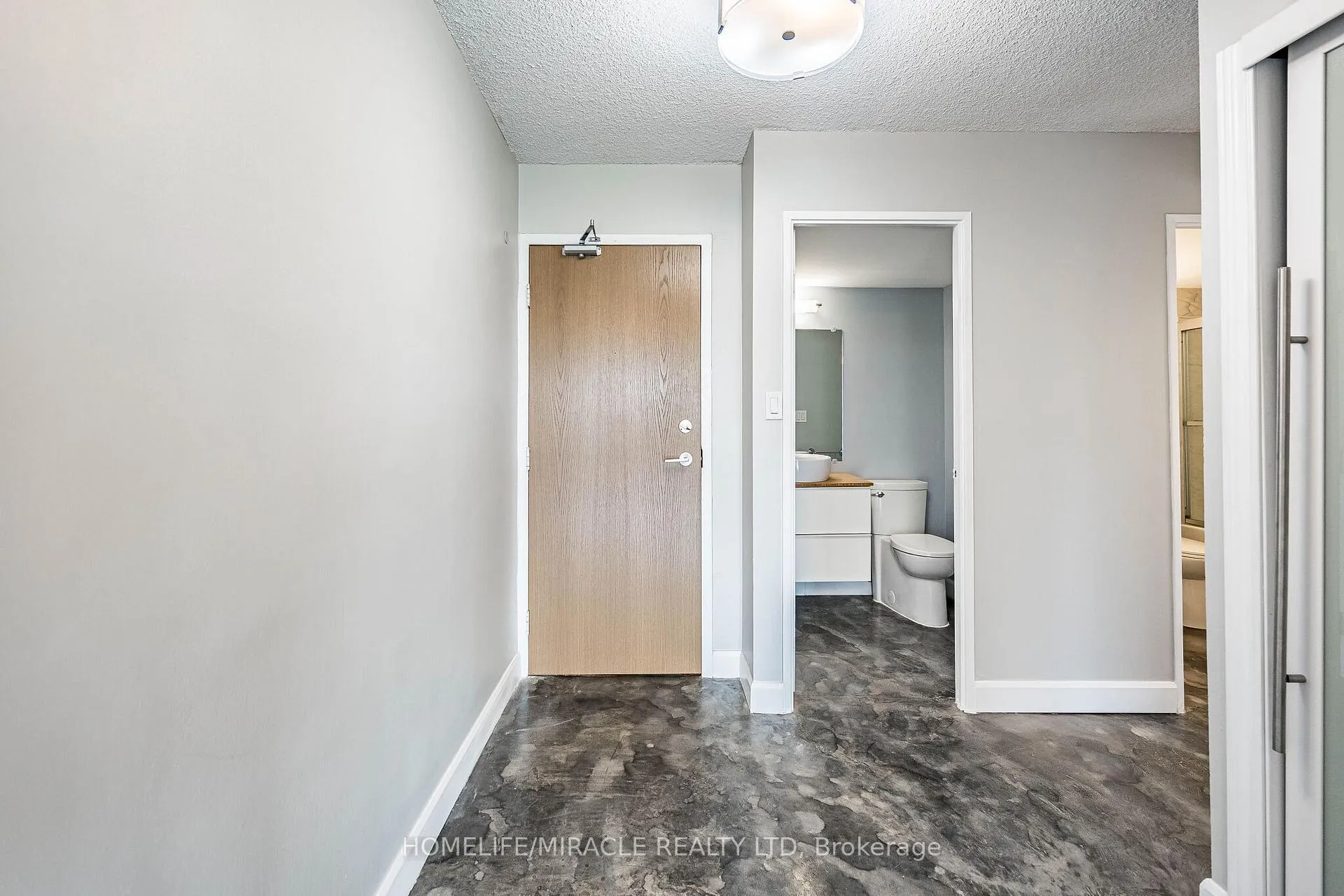 Photo 13 of Unit 1408, 150 Charlton Avenue E, Hamilton, Corktown — HOMEH