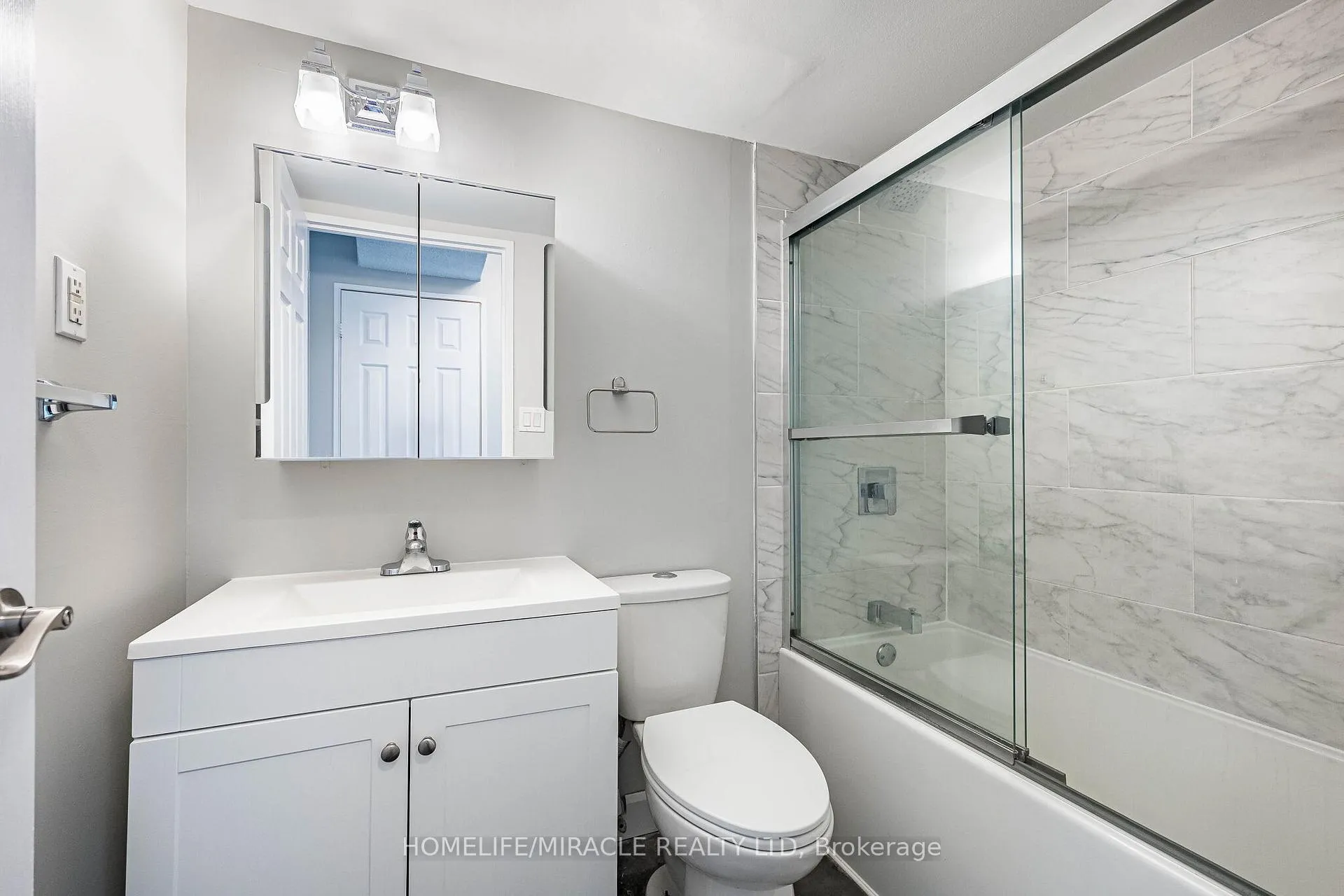 Photo 31 of Unit 1408, 150 Charlton Avenue E, Hamilton, Corktown — HOMEH